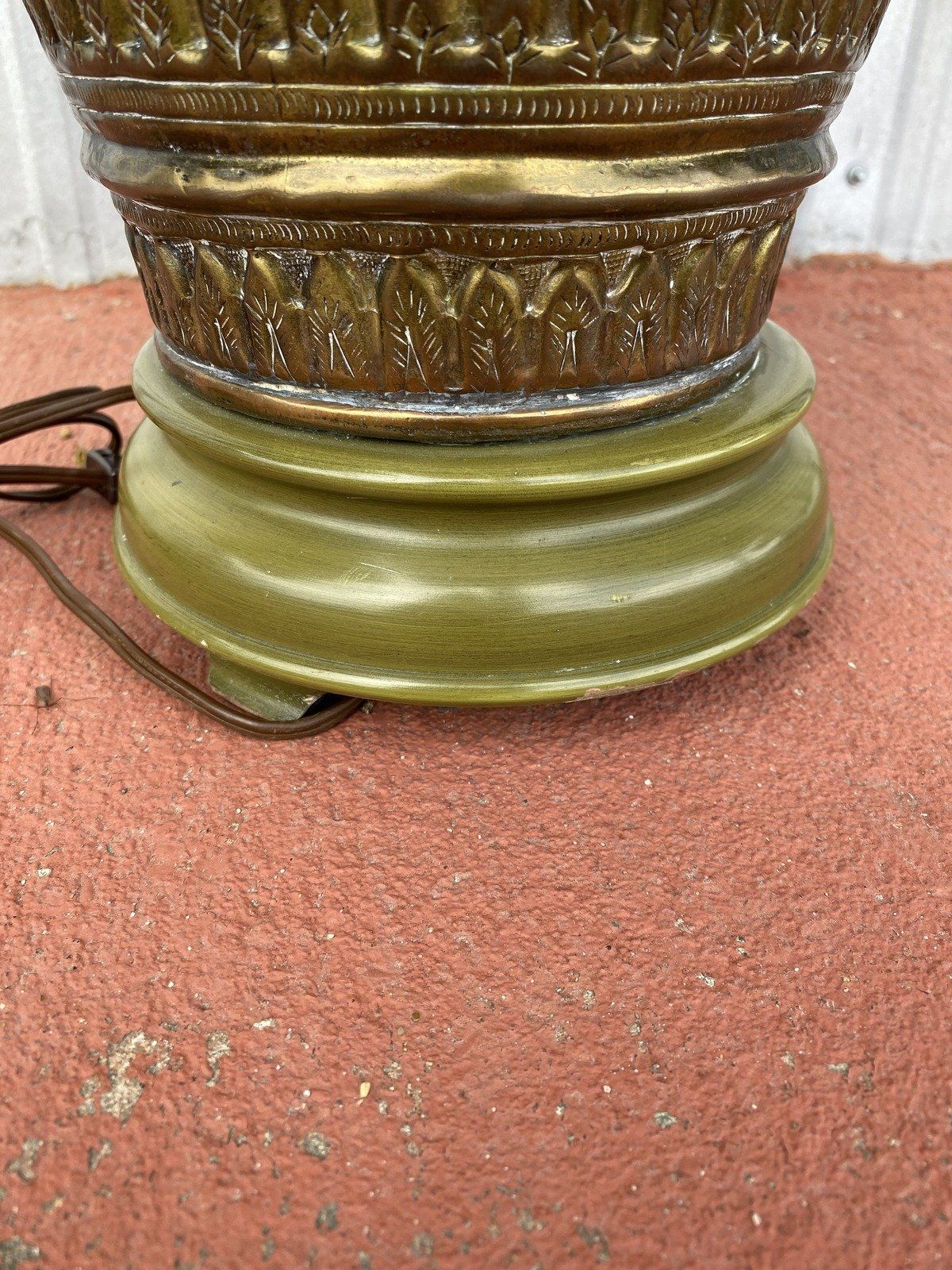 Large MCM Brass Quatrefoil Footed Urn Lamp w Big Ol' Shade 14