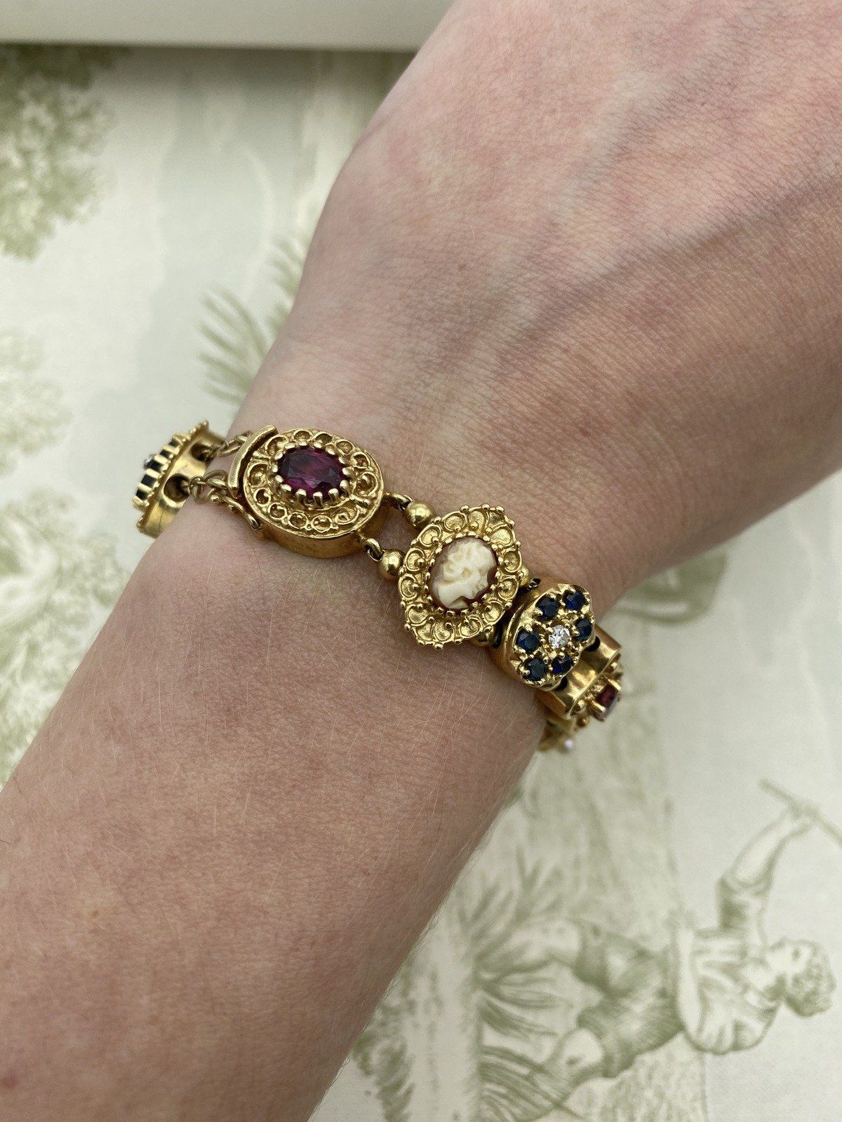Solid 14k Gold Vintage Completed Semi-Precious Gem + Diamond Slide Bracelet 8