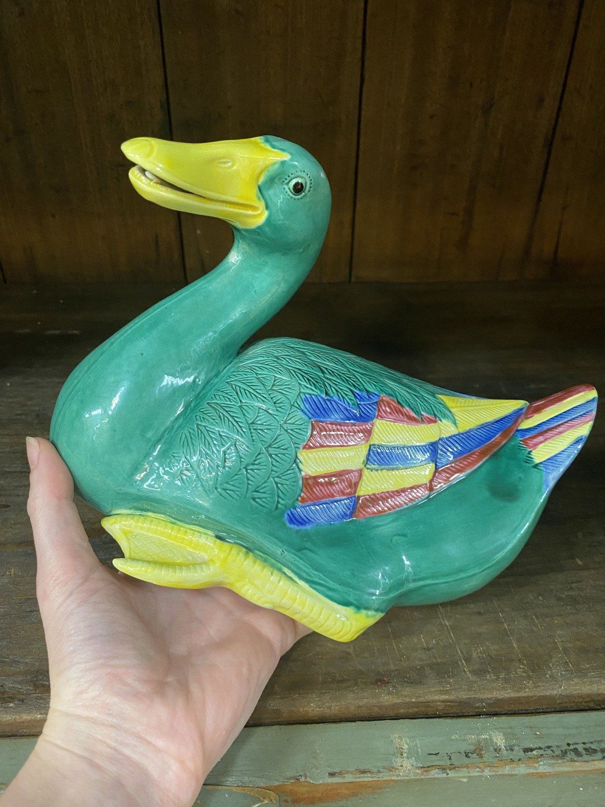 Vintage Chinese Export Sancai Hand Painted Porcelain Duck w Realist Details 8