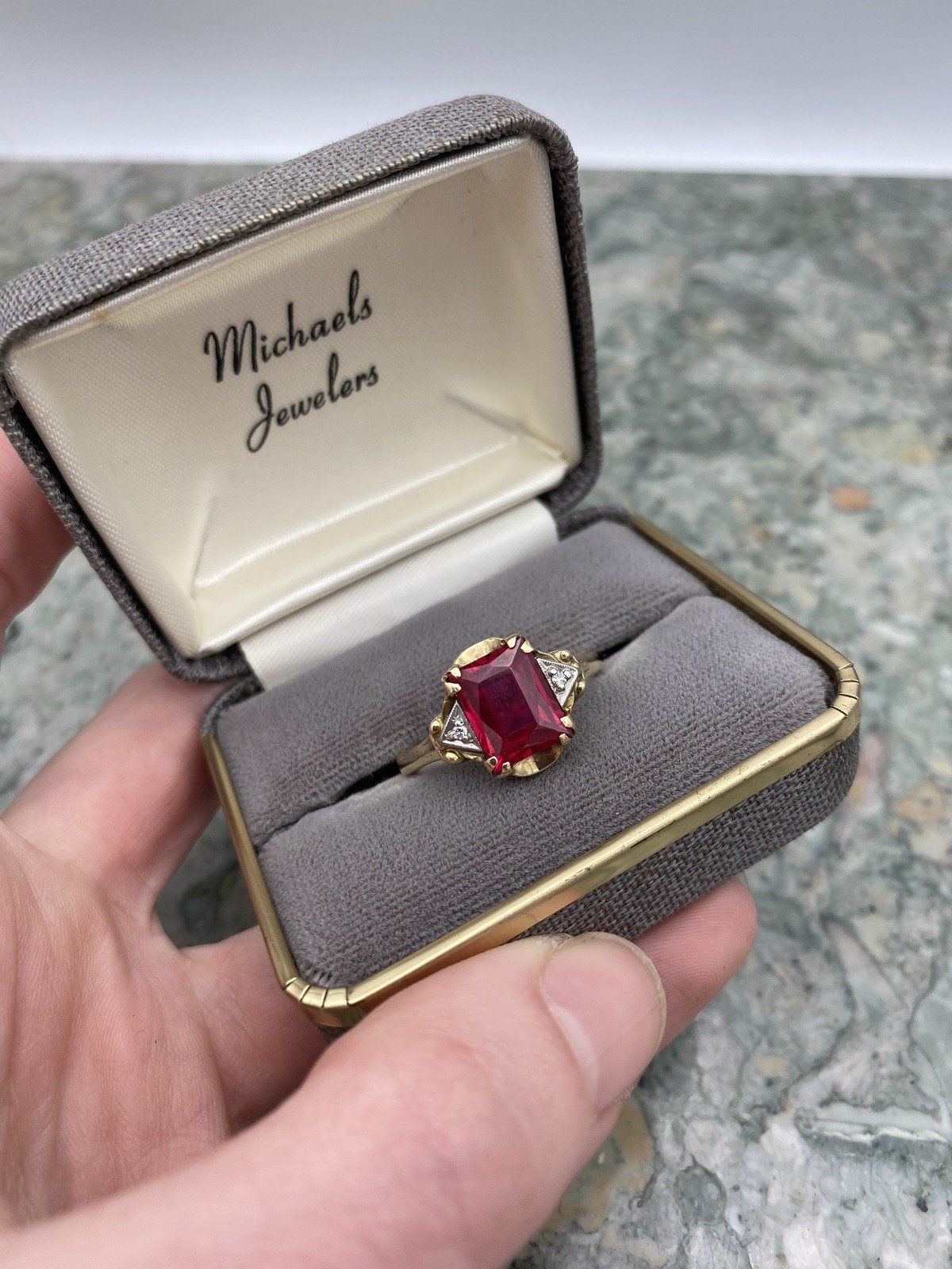 Men's Antique 14k Gold Ruby Red Glass Ring w Handsome Setting + Diamond Shoulder Detail #3132 2