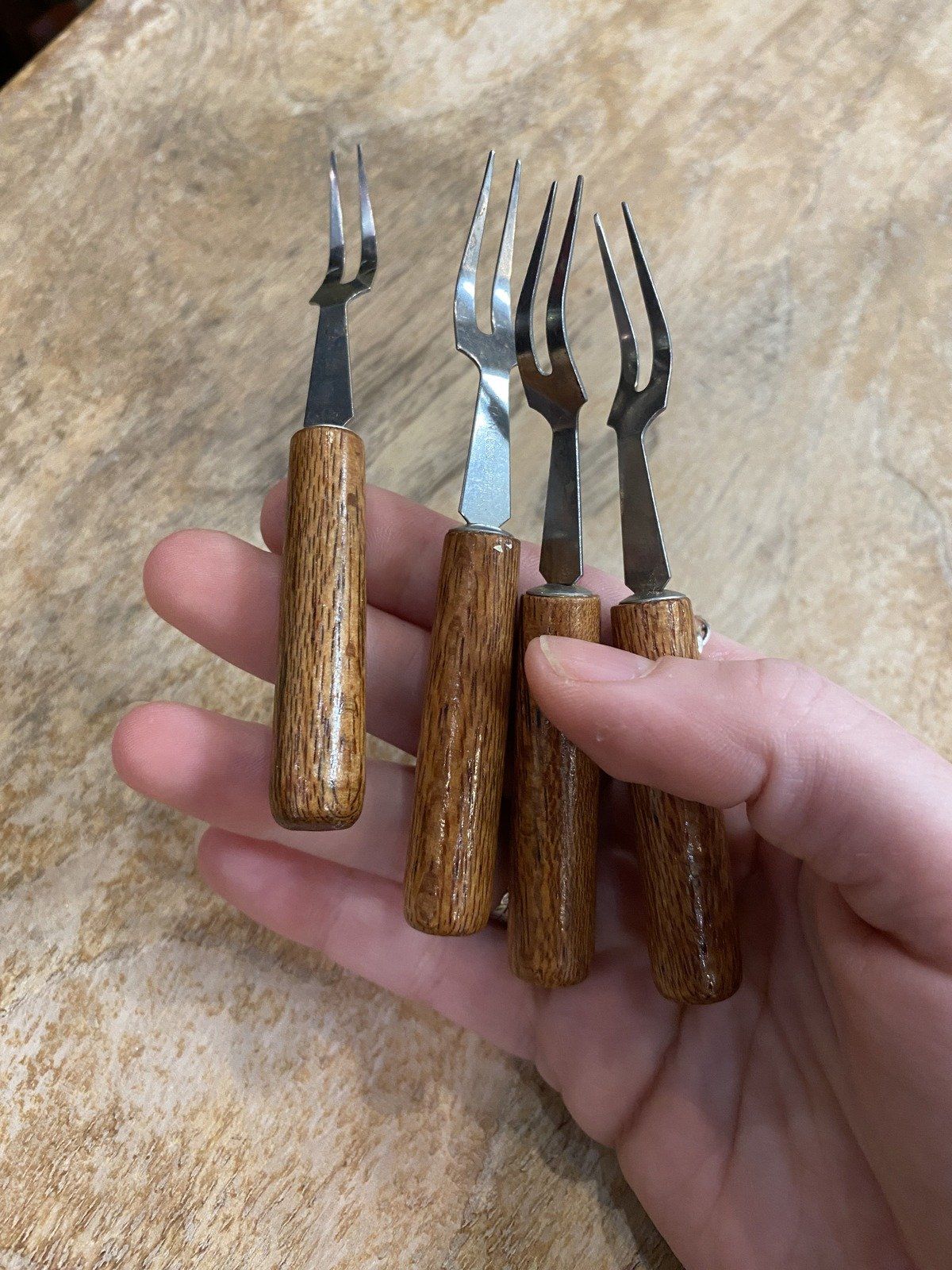 Set of 4x Wooden Handle Appetizer/Cocktail Forks 5