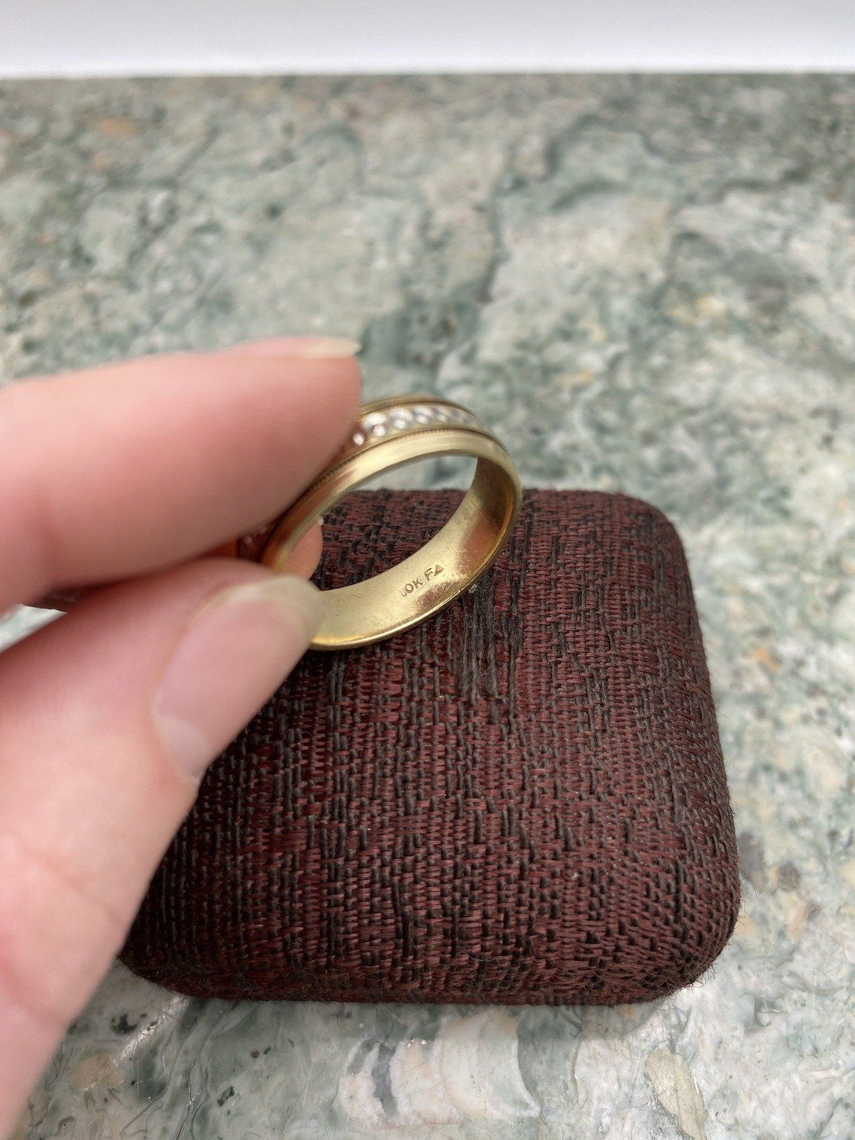 Men's Vintage 10k Gold Textured Channel Ring Band 4
