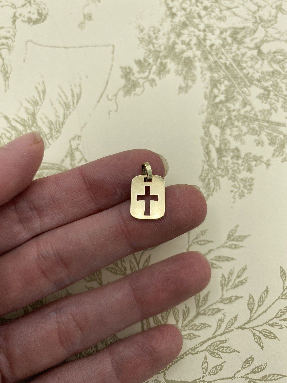 14k Men's James Avery Tabby Drop + Reticulated Cross Center Pendant 3