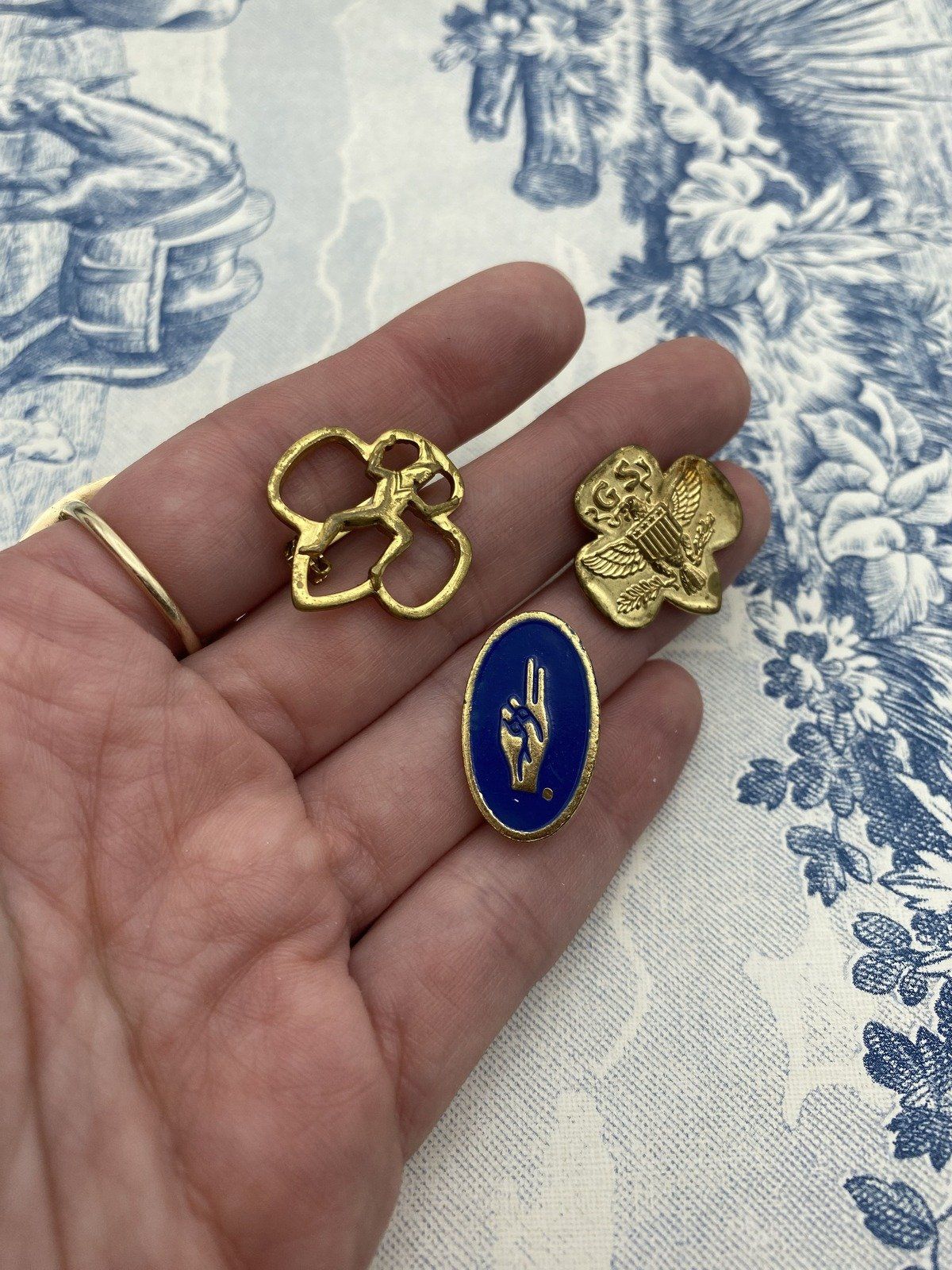 Set of 3x Scouts of America Emblem Badge Pins 4