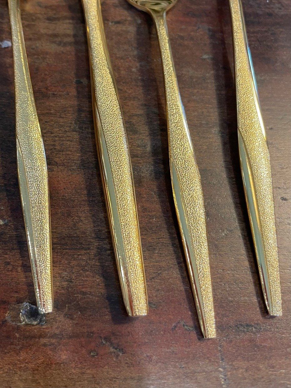 Vintage Gold Washed Florentine Flatware Set Service of 6 + Additives & Serving Pieces 3