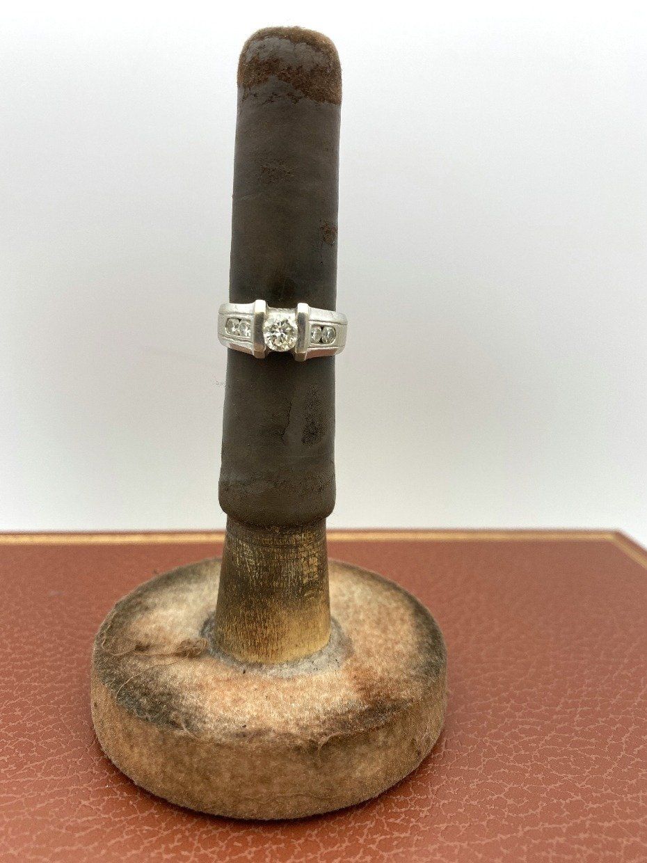 14k White Gold .7ct Round Center Diamond Ring w .48ct Accents 2