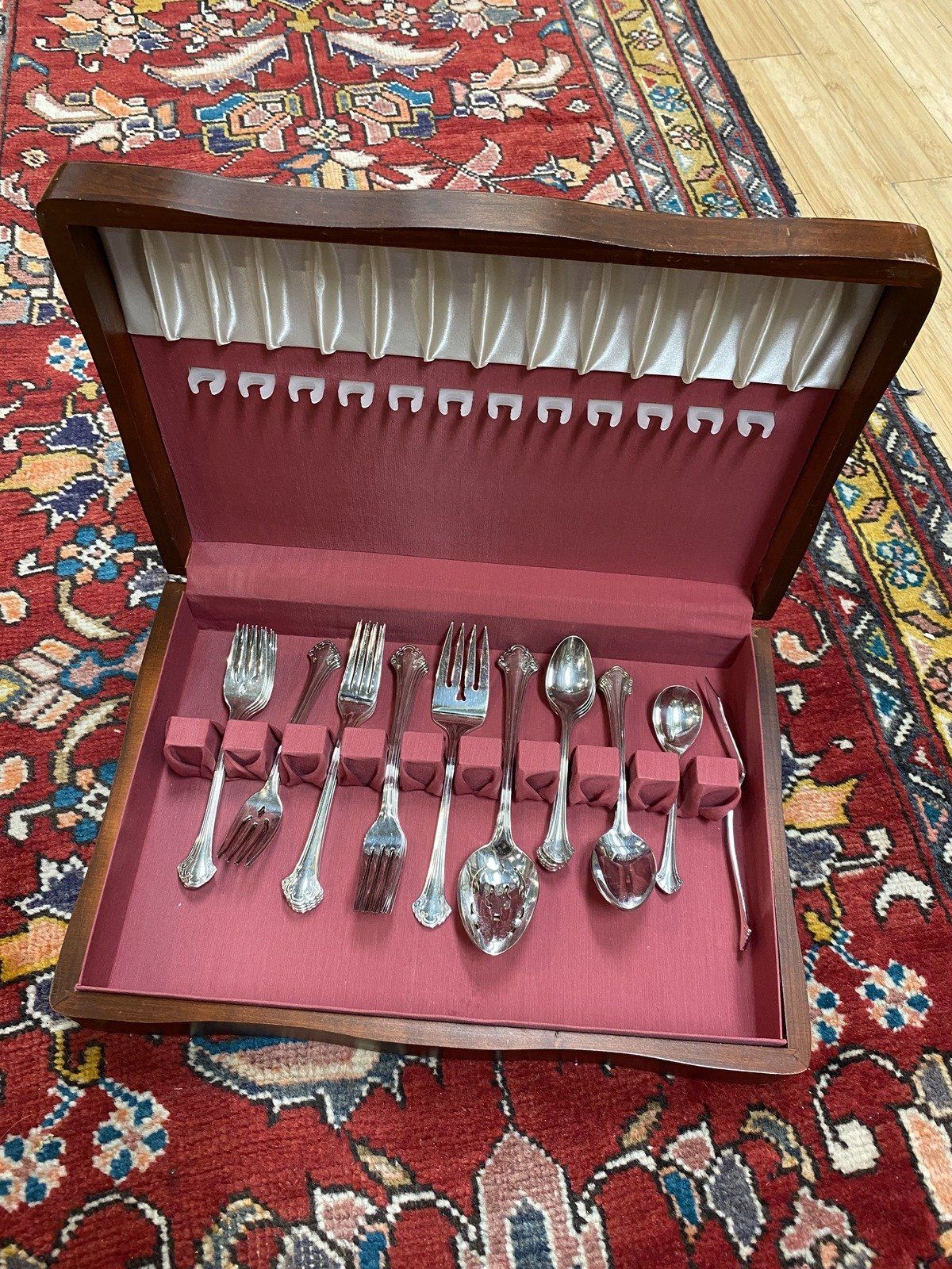 Towle Silver Plated 4 Place Setting + 29pc Flatware Set + Box
