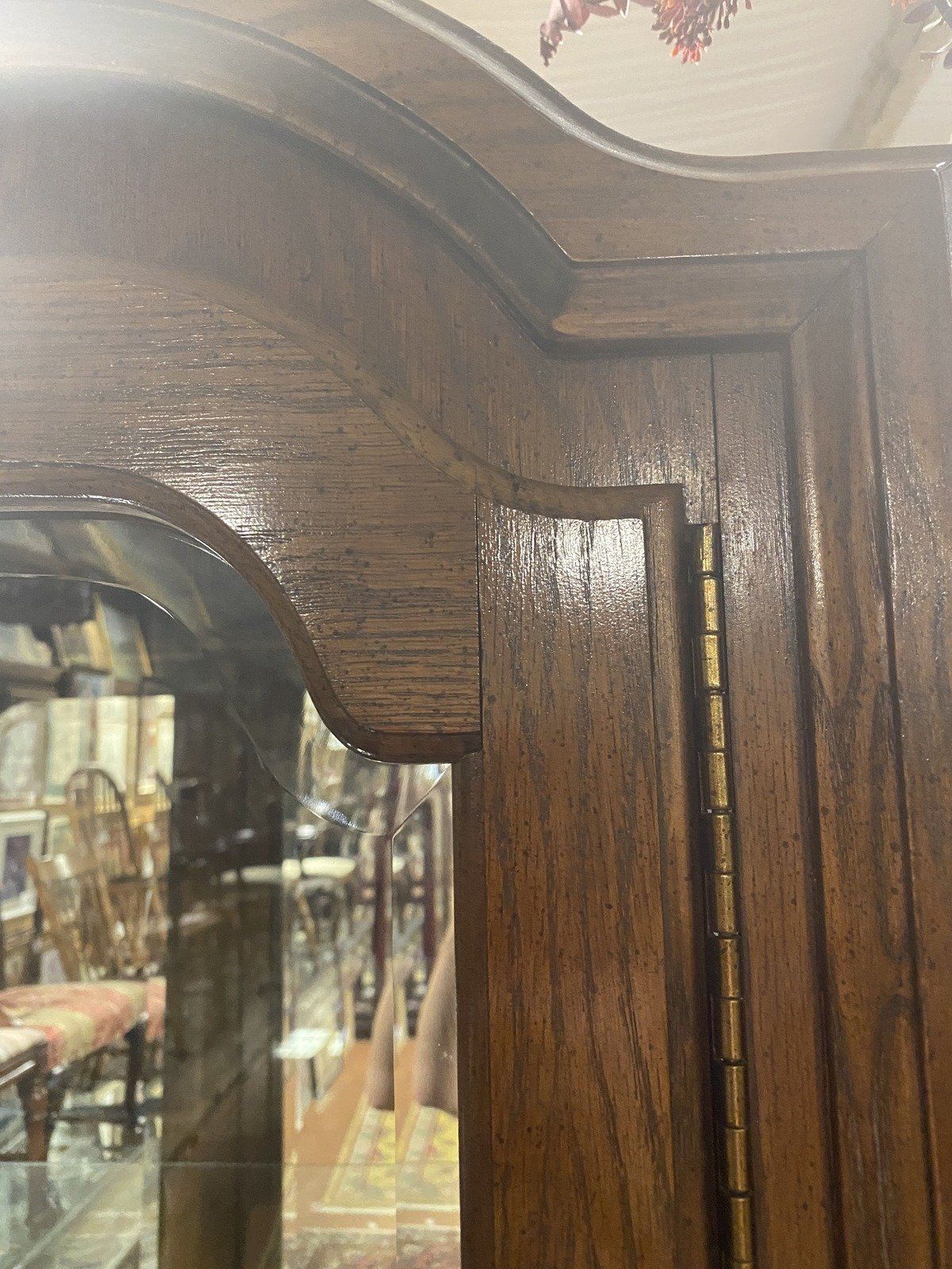 Late 20th Century Open Tall Curio Cabinet #250 3