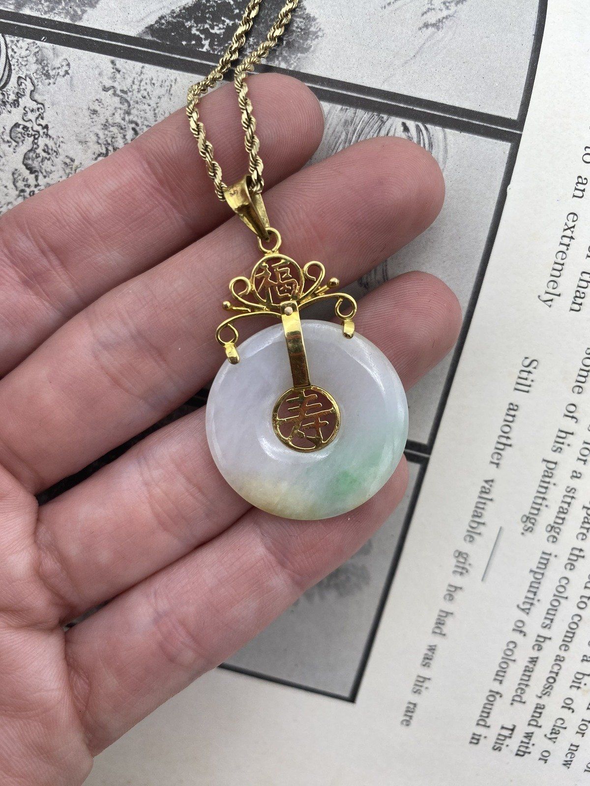Vintage 14k Gold Chinese Jade Prosperity Disc Necklace w Lovely Bail 18L 2