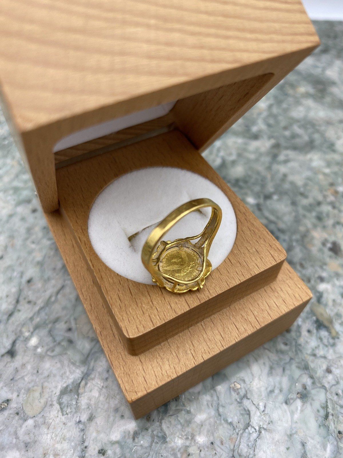 22k Fine Gold Replica US $5 Liberty Head Ornamental Coin Ring 5