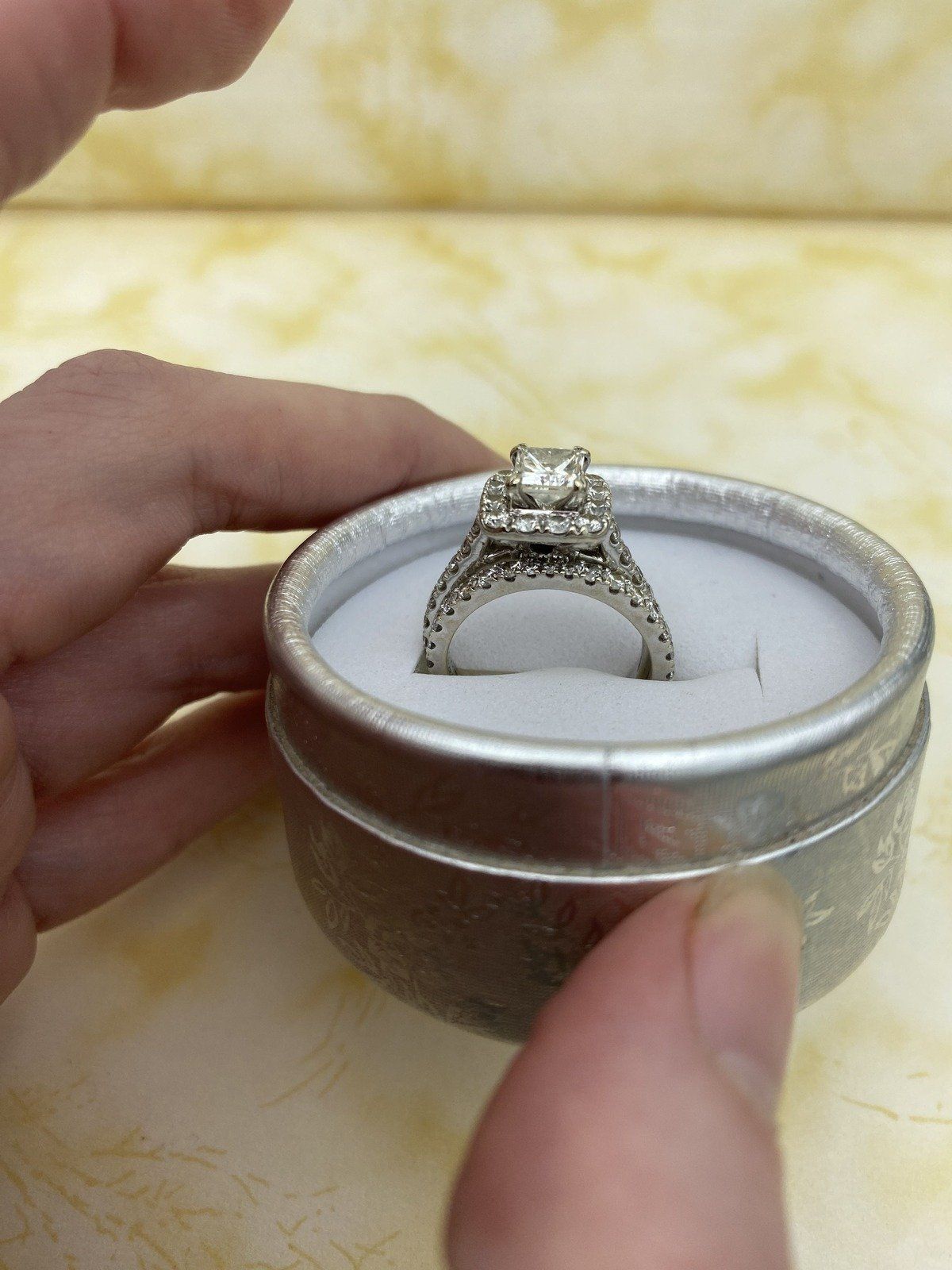 14k White Gold Neil Lane .88ct Princess Cut Diamond Engagement Ring w Sizeable Diamond Halo + Band w Retro Fitting Guard 7