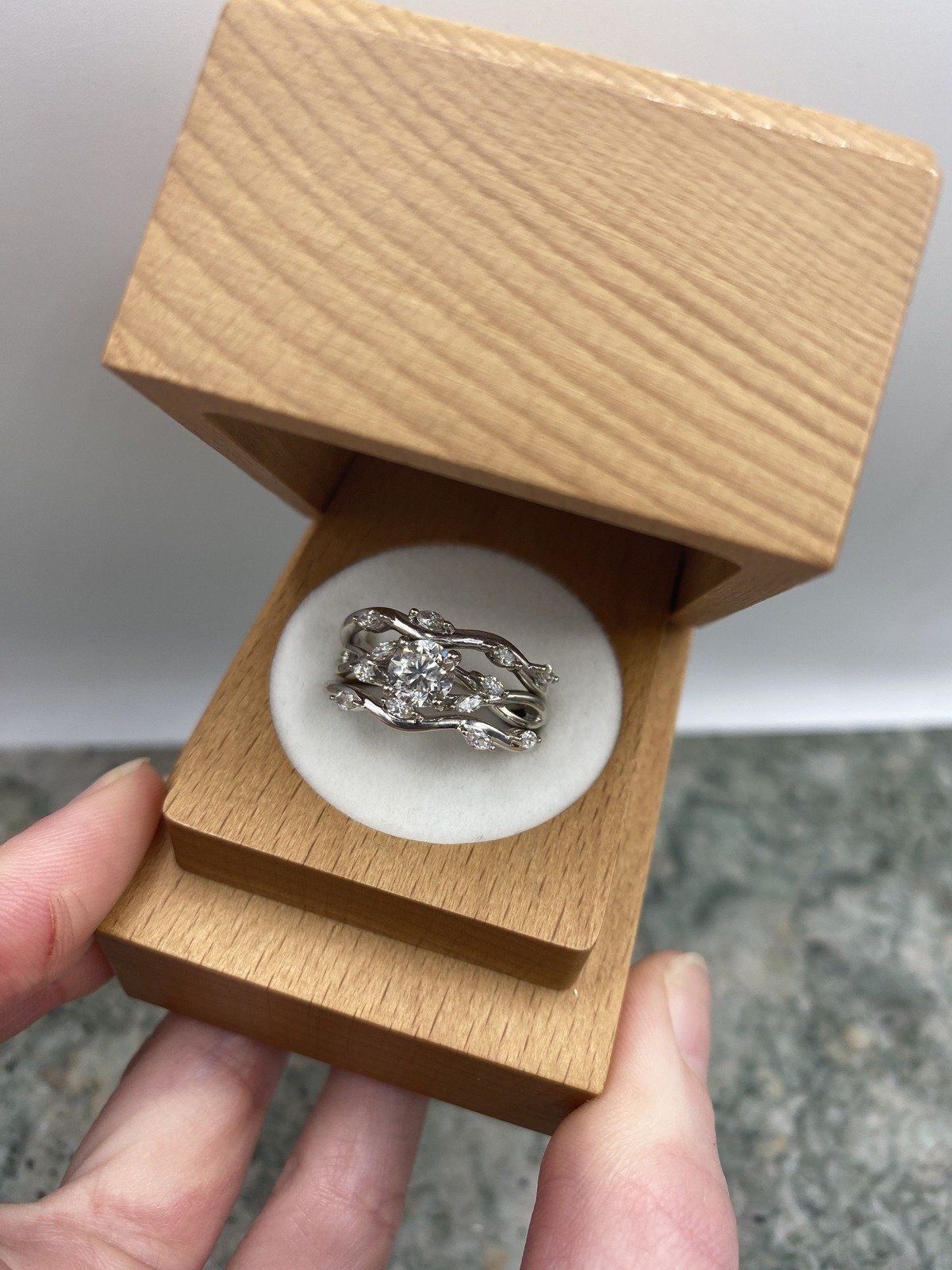 Unique 14k White Gold 1ct Solitaire Center Diamond Engagement Ring + Marquise Scalloped Frond-esc Matching Diamond Bands 3