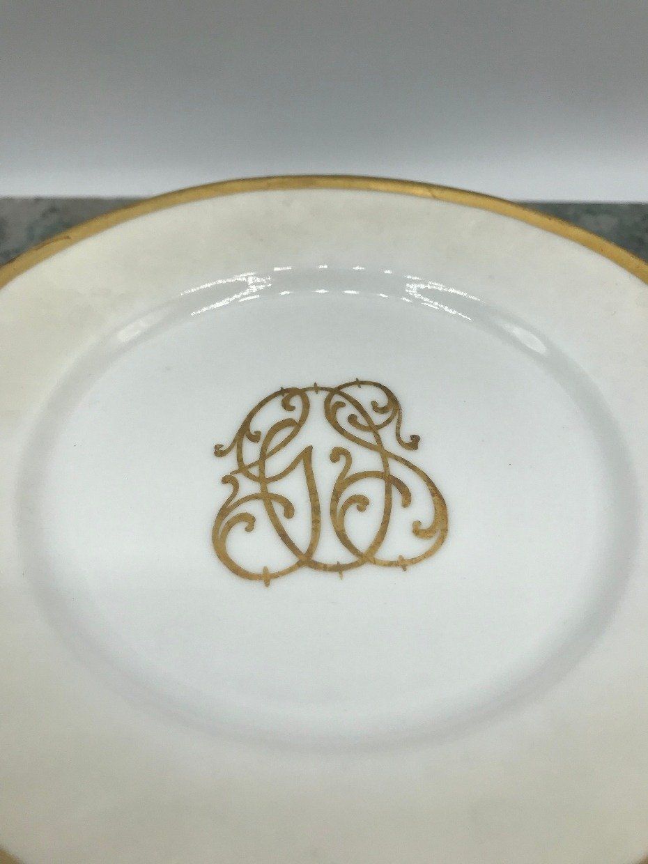 4pc Regal Atq. Limoges Bone + Gold Rim China Dessert Plates w Old English Scripted Monogram 2