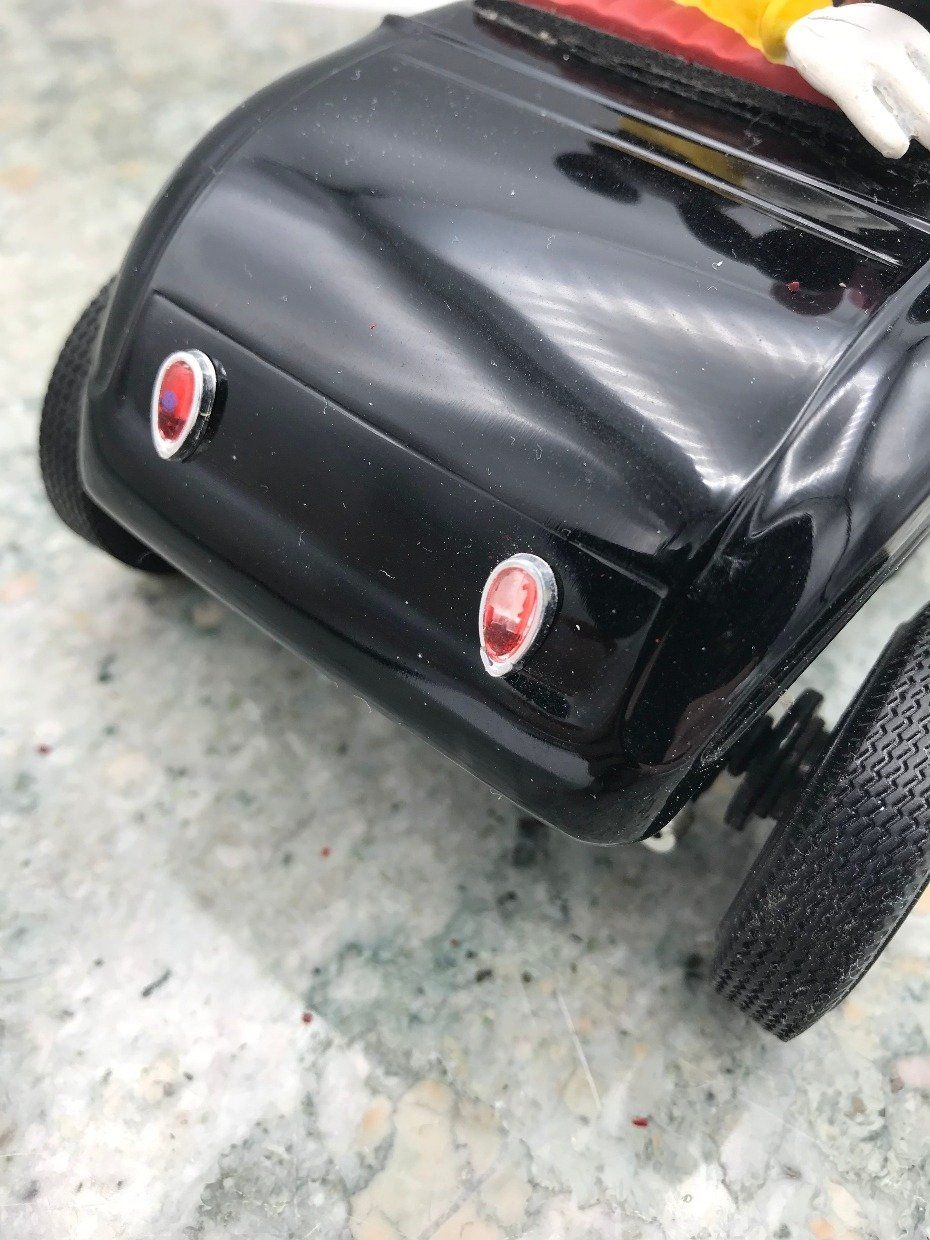 Disney Mickey &Minnie Sweethearts Die-Cash Ford 1932 Street Rod Replica c.1999 5