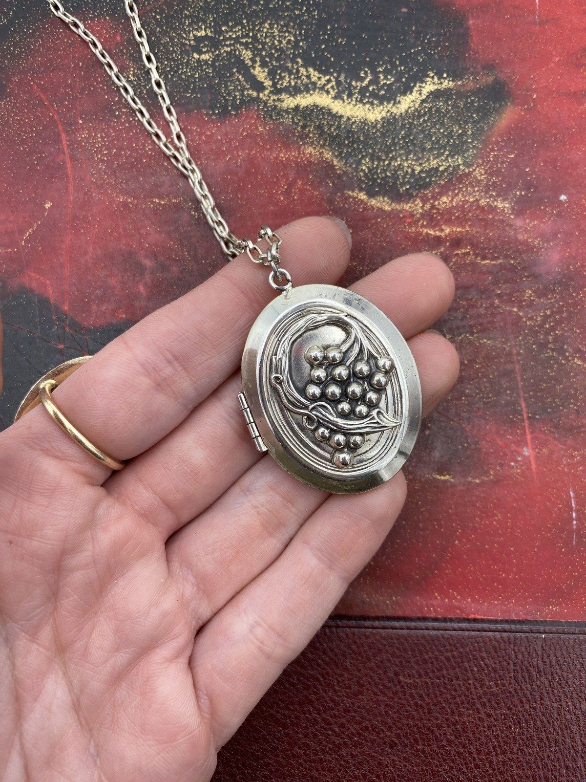 Vintage c.1940s/50s Sterling Silver Large 2 Oval Vine Photo Locket 20 Necklace 7