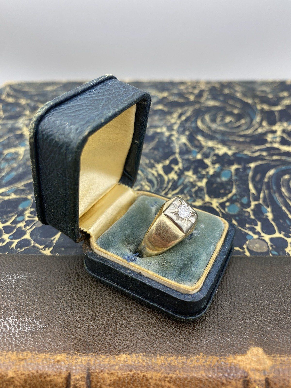 Men's Vintage 14k Gold .40ct Diamond Wedding Ring w White Gold Squared Inset 6