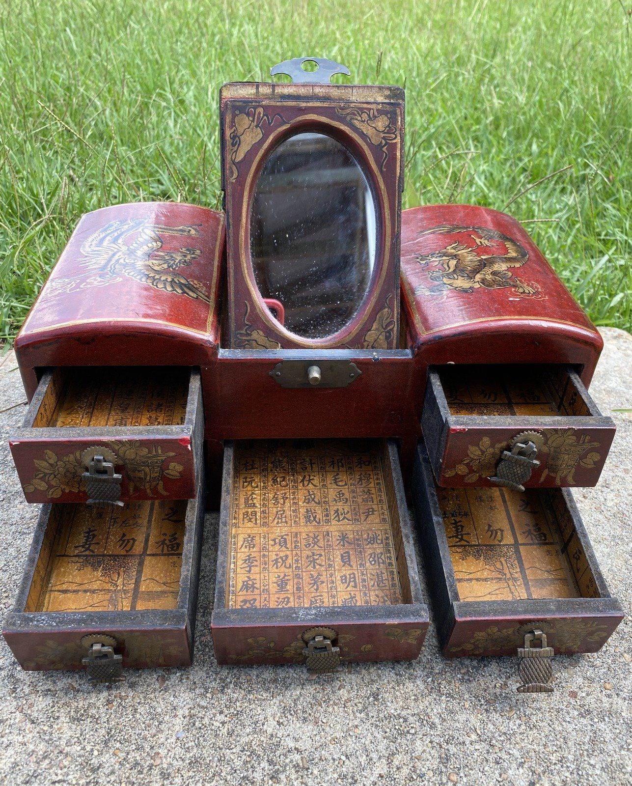 Chinese Red Lacquered Dressing Mirrored Jewelry Box 255 6