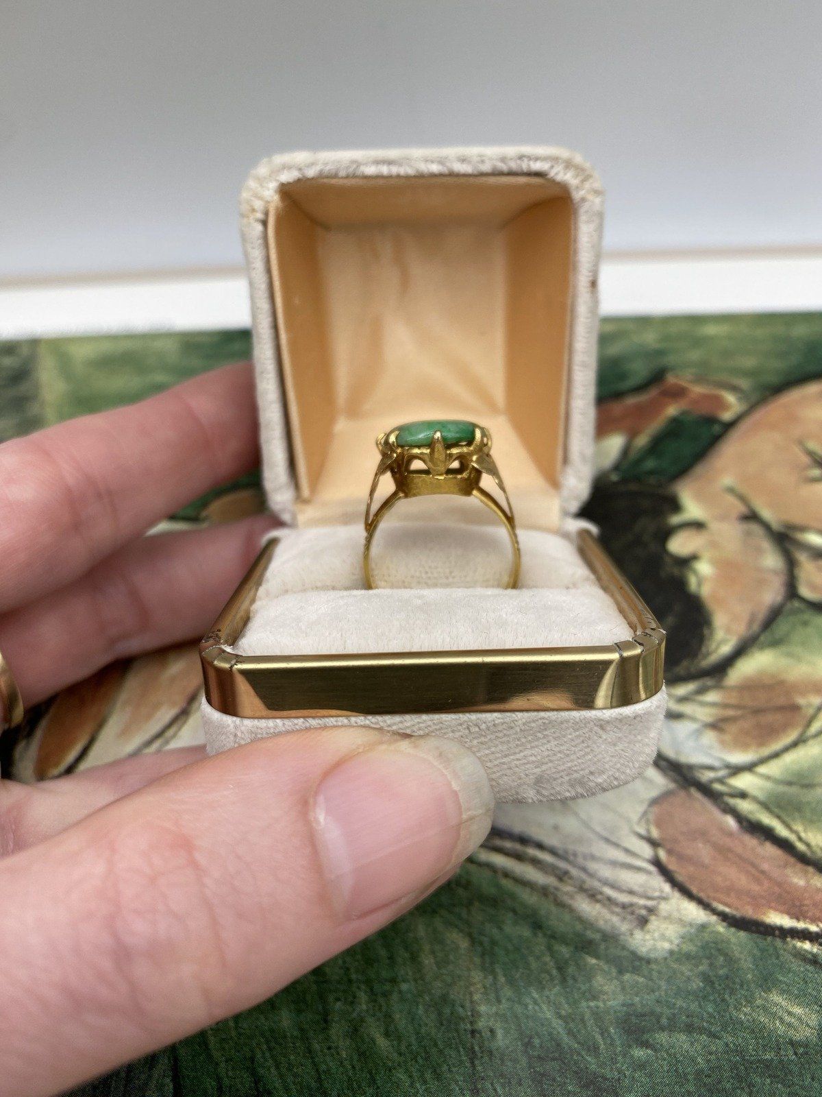 Antique 22k Gold Natural Jade Ring w Fauna Shoulders #2804 3