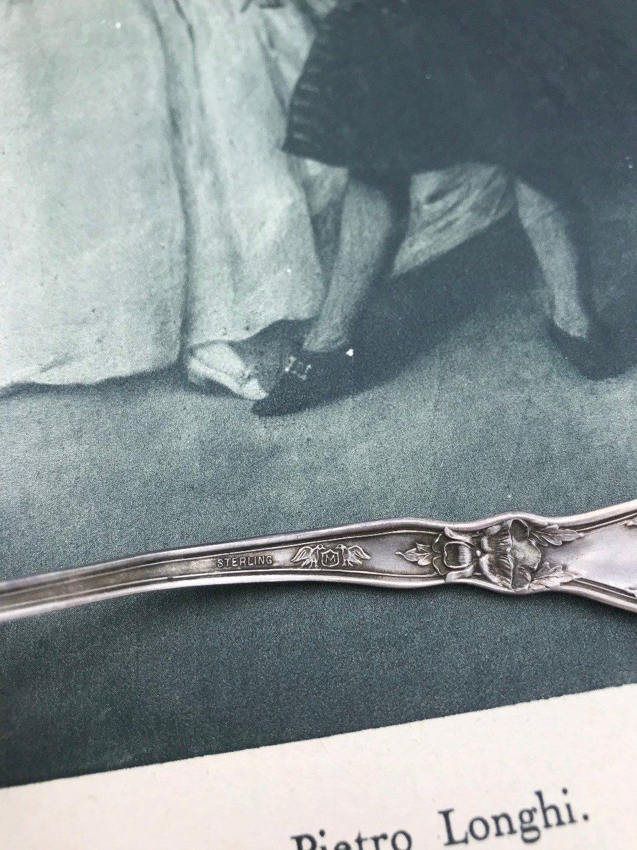 Antique c.1900 Baker Manchester Sterling Silver Landers No. 2 Patterned Shell Gravy Ladle 4