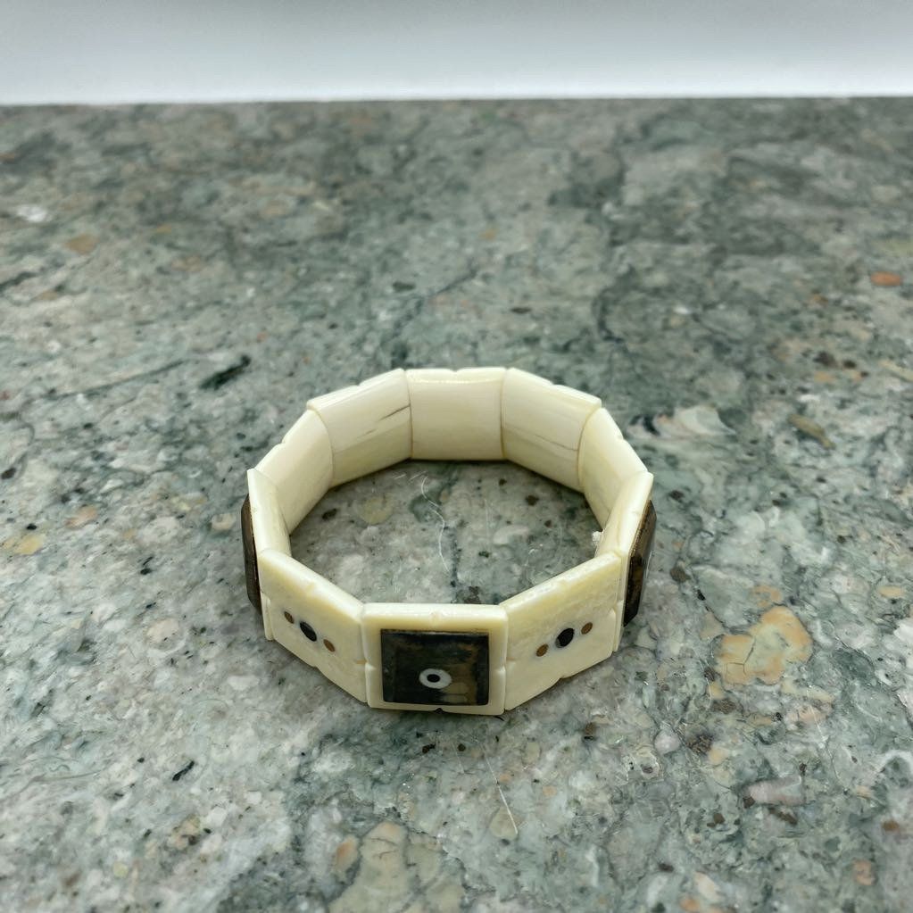Vintage Carved Bone + Horn Evil Eye Stretch Bracelet 2
