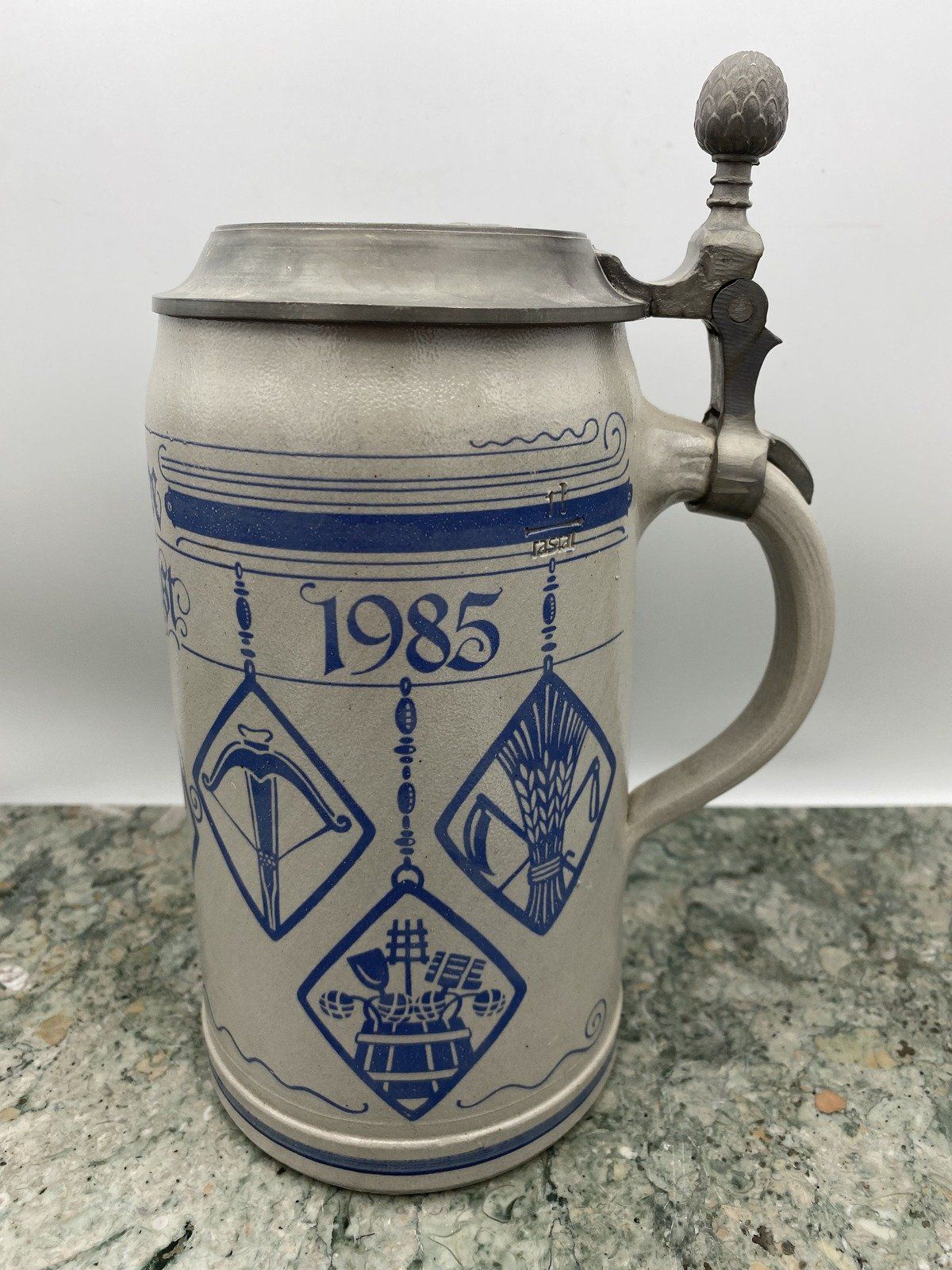 Official 1985 Oktoberfest 175th Year 1Liter Rastal Beer Stein Munich Germany 3