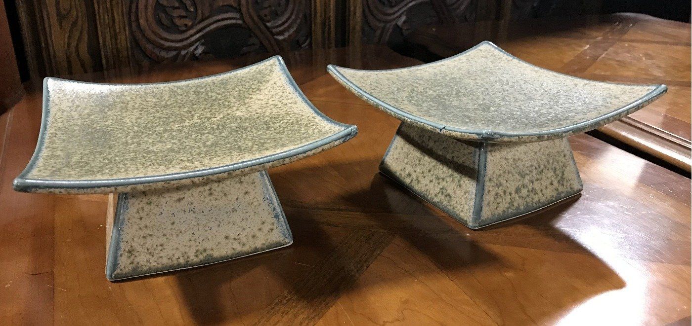 Pair of Oriental Feng Shui Ceramic Risers 2