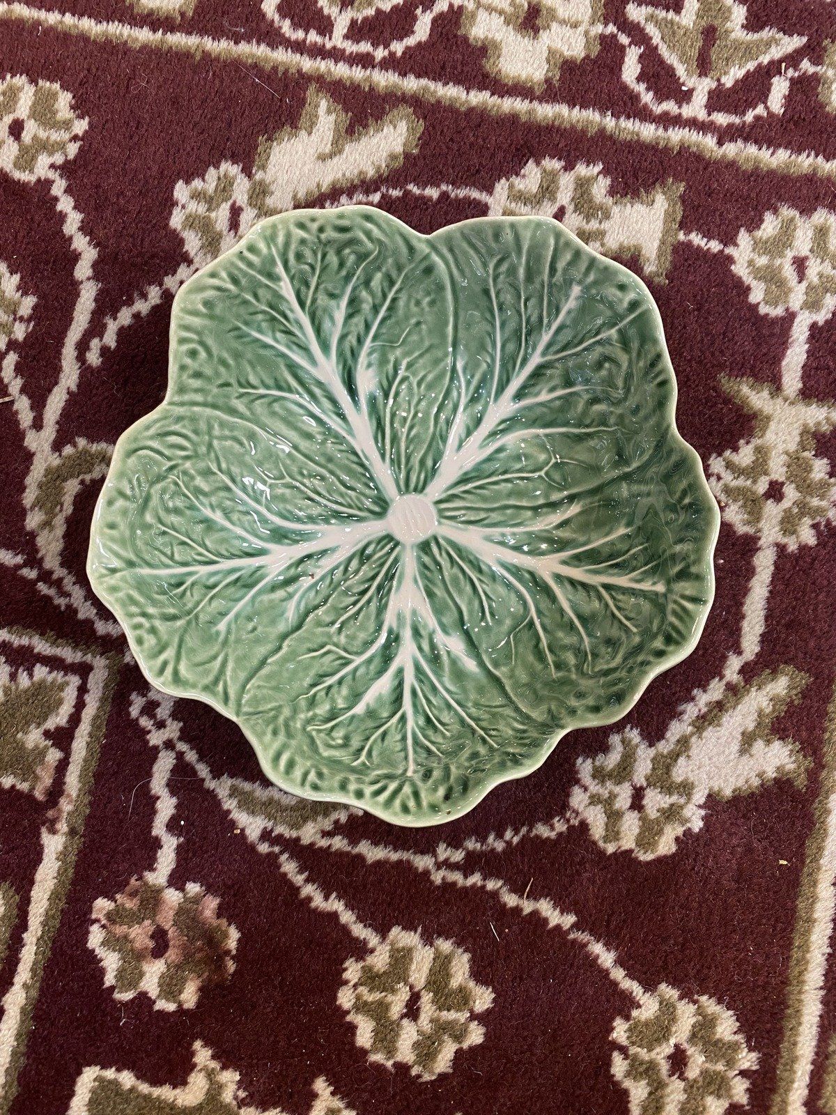 Bordallo Pinheiro Portugal Majolica Small Cabbage Leaf Bowl 6.5