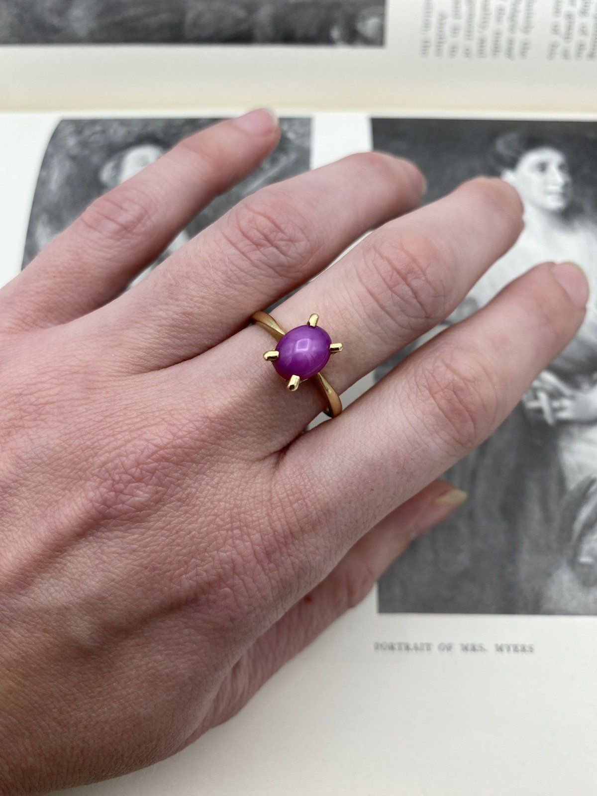 Vintage Minimalistic 14k Gold Synthetic Star Ruby Solitaire Ring #2526 15