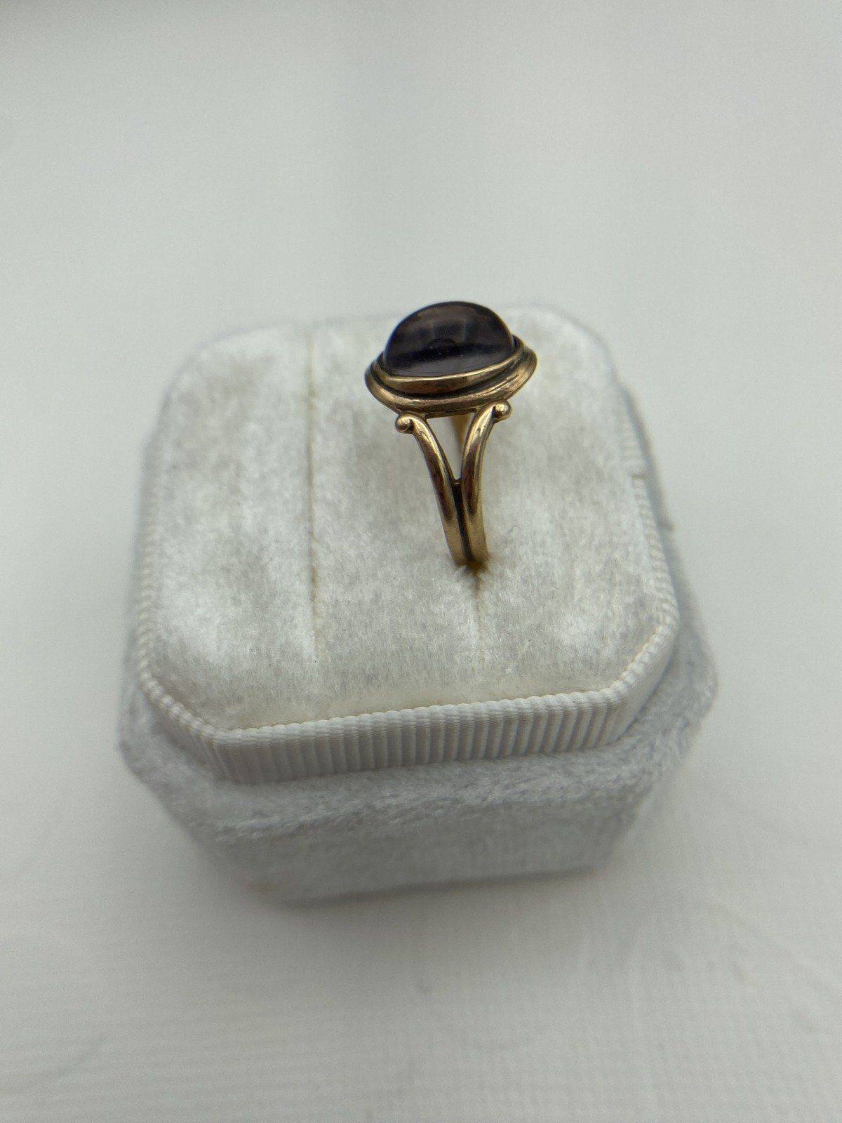 Antique Victorian 14k Rose Gold Faintly Amethyst Bezel Cab Cut Ring w Spilt Shoulders 2