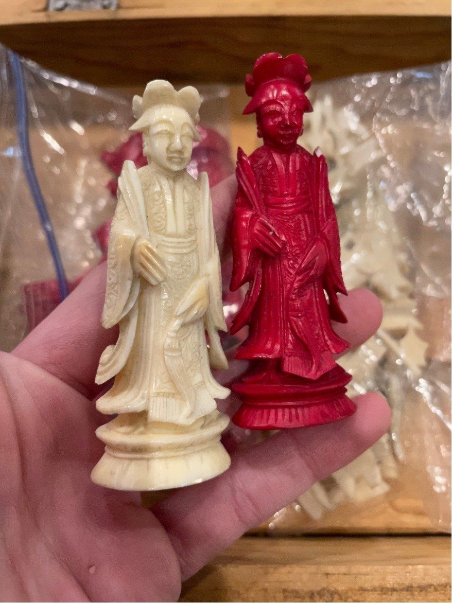 Folding Wood Chess Board w Carved Oriental Bone Pieces 2