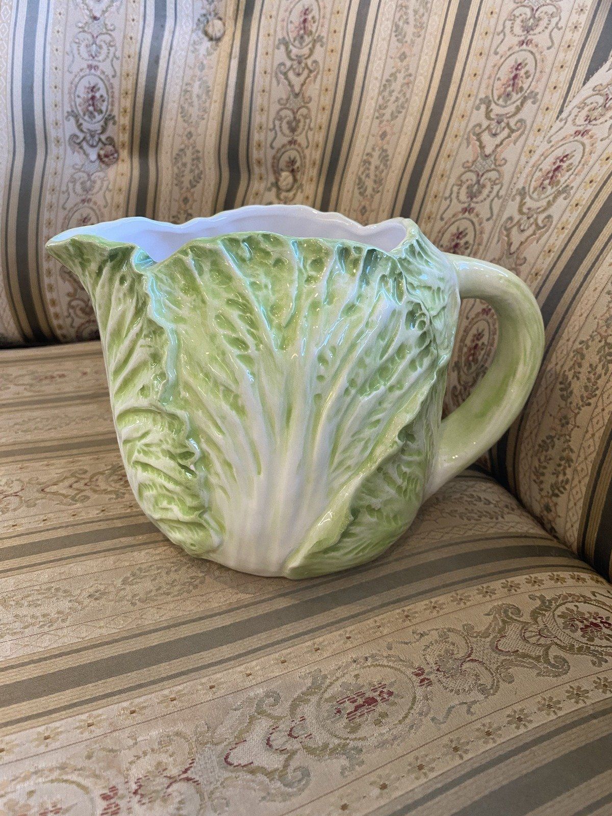 Vintage 1.25 Qt Cabbage Leaf Majolica Squat Drink Pitcher 3