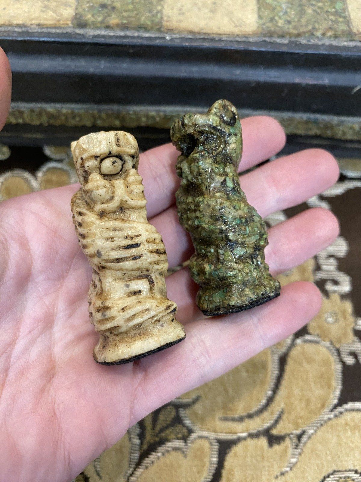 Vintage c.1960s/70s Wooden Gem Composite Mayan/Aztec Figural Chess Board Set 12