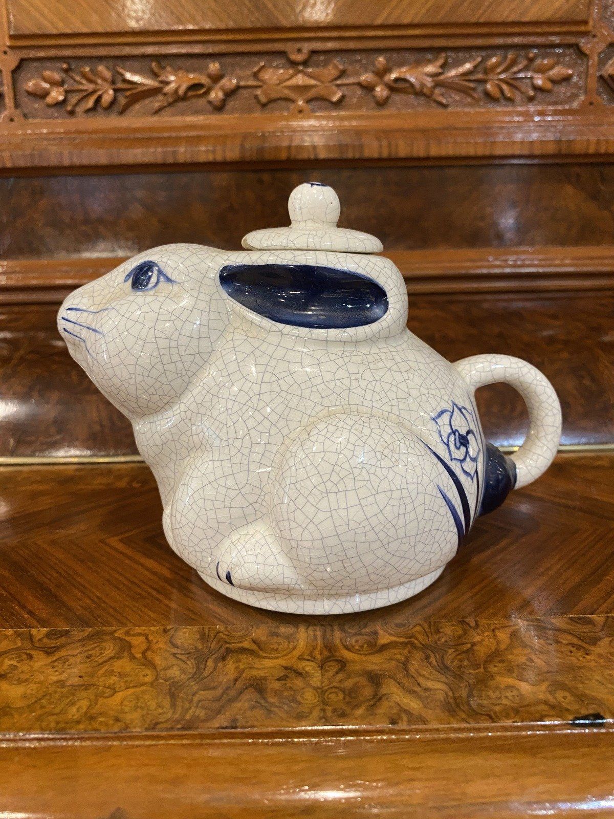 Rare Dedham Signed Vintage g.1999 Blue White Crazed Bunny Rabbit Tea Pot w Lid 4