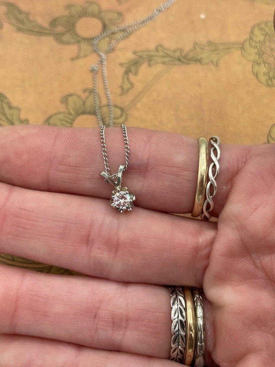 Antique 14k White Gold .25ct Buttercup Set Diamond Solitaire Drop Necklace 3