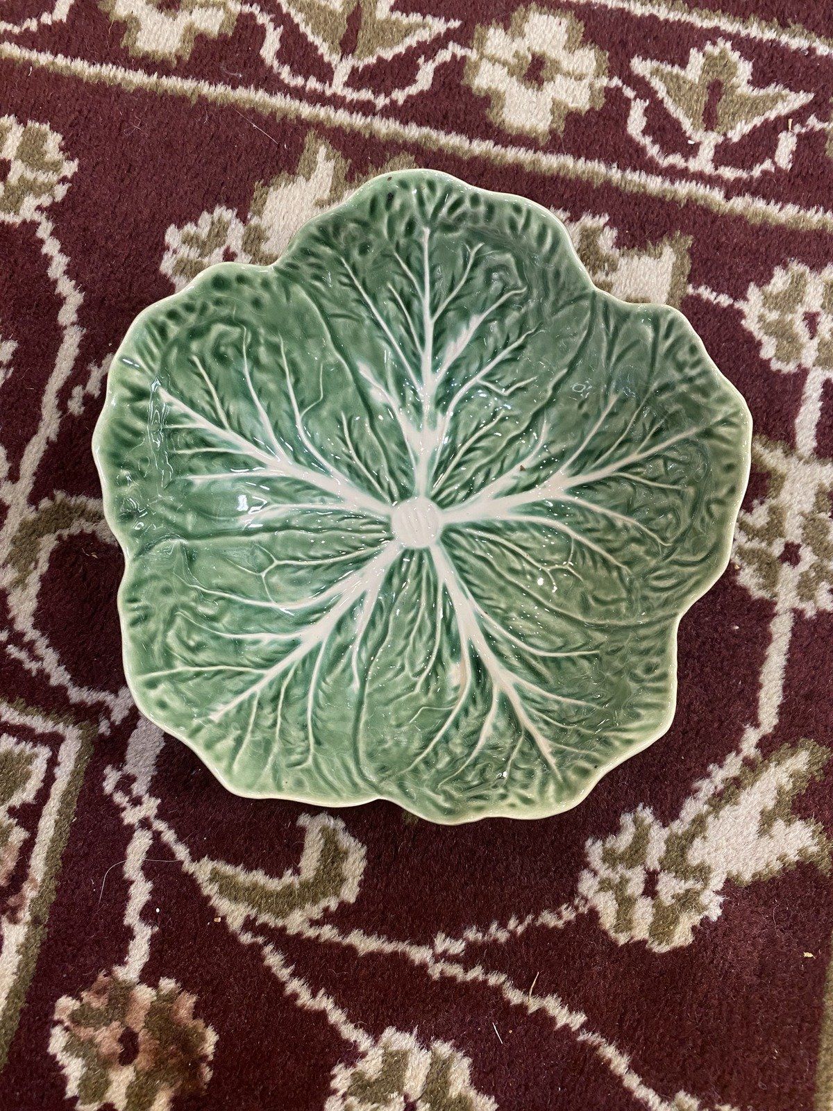 Bordallo Pinheiro Portugal Majolica Small Cabbage Leaf Bowl 6.5 5