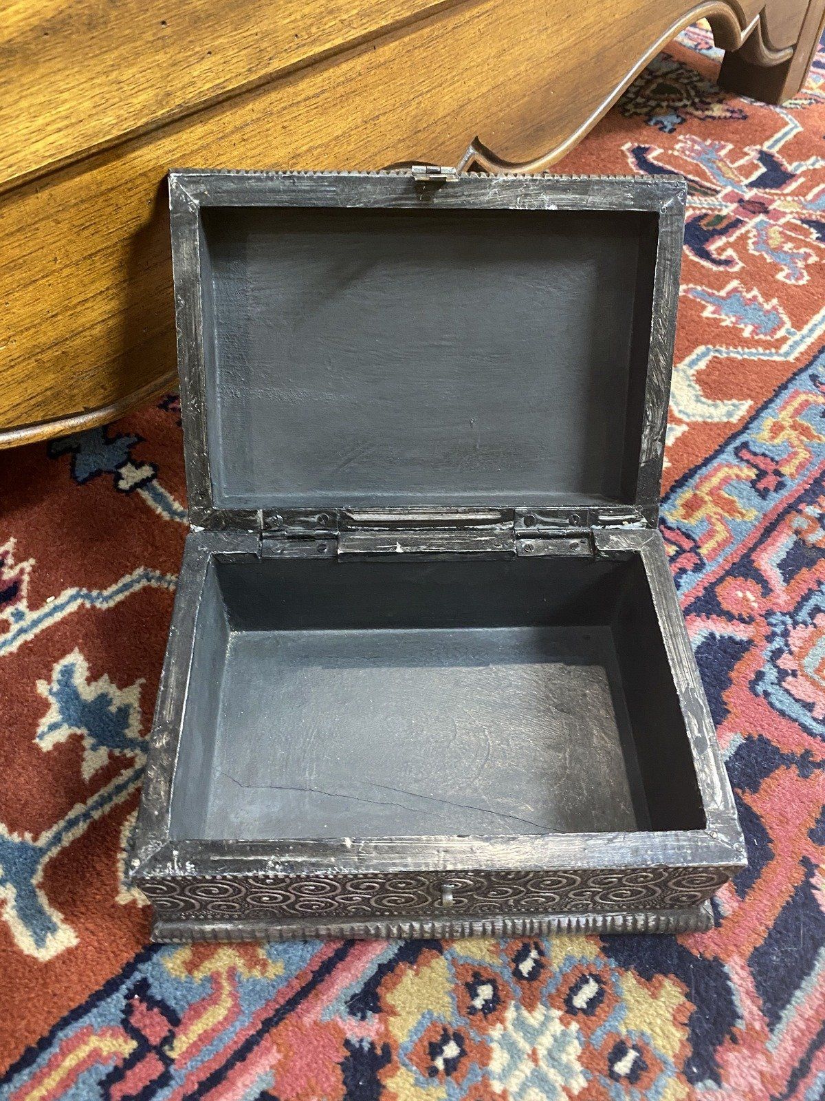 Modern Silver Spiral Box 749 2