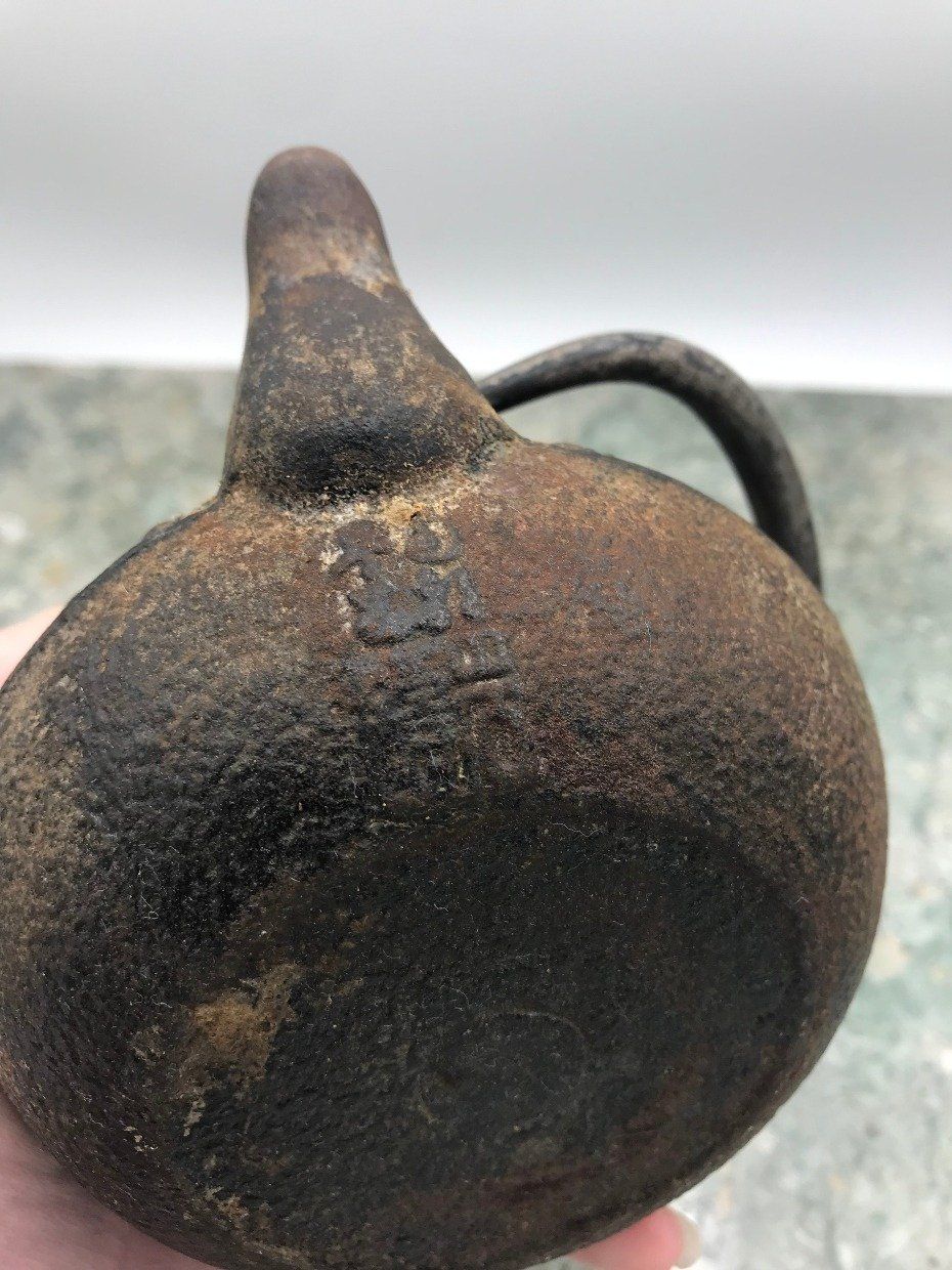 Ornate Japanese Cast Iron Tea Pot w Rest 5