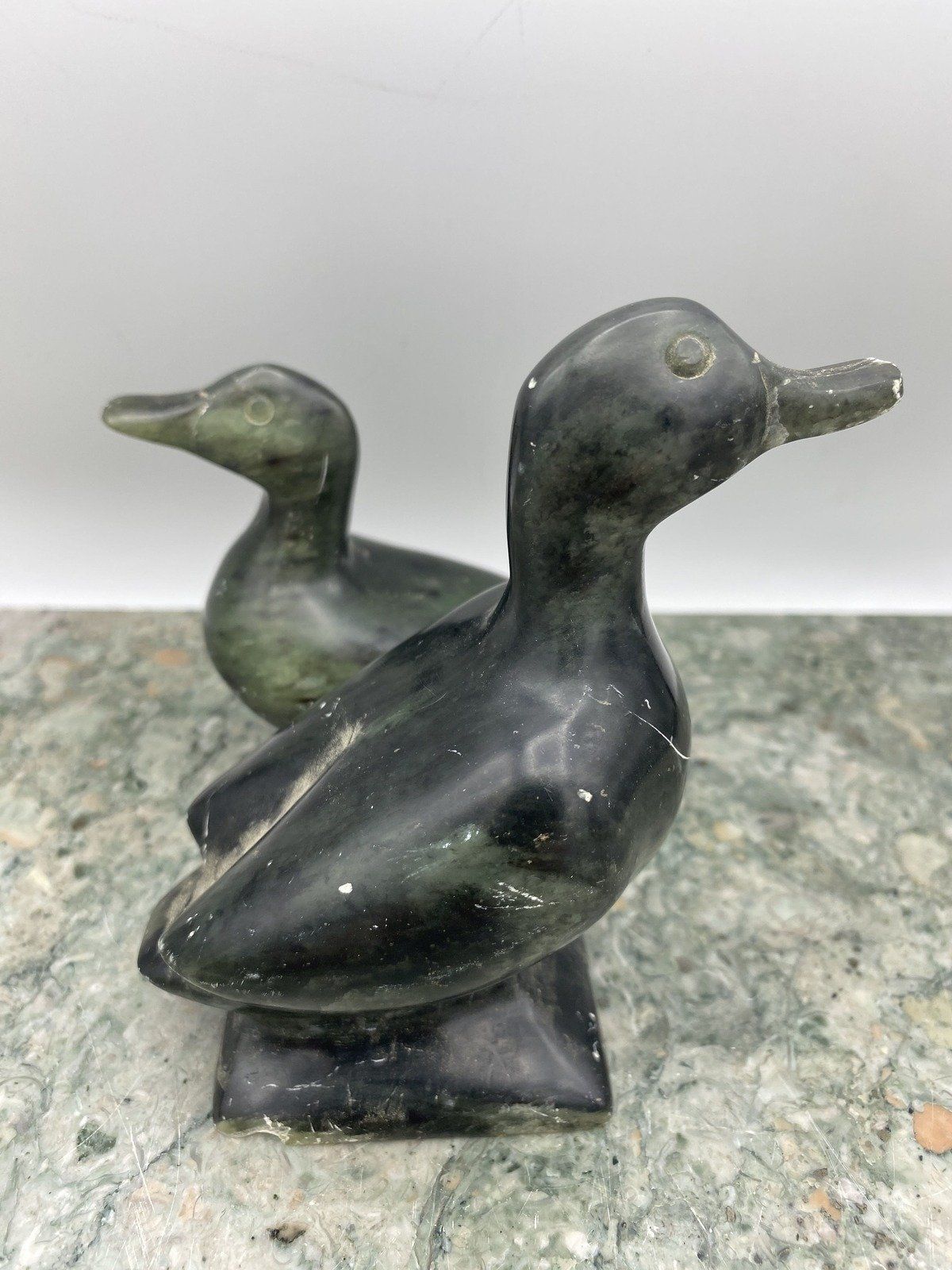 Signed Canadian Hand Carved Nephrite Jade Animal Sculptures #1131 3