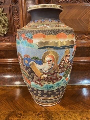 Japanese Ornate Figural + Gilt Vase 3