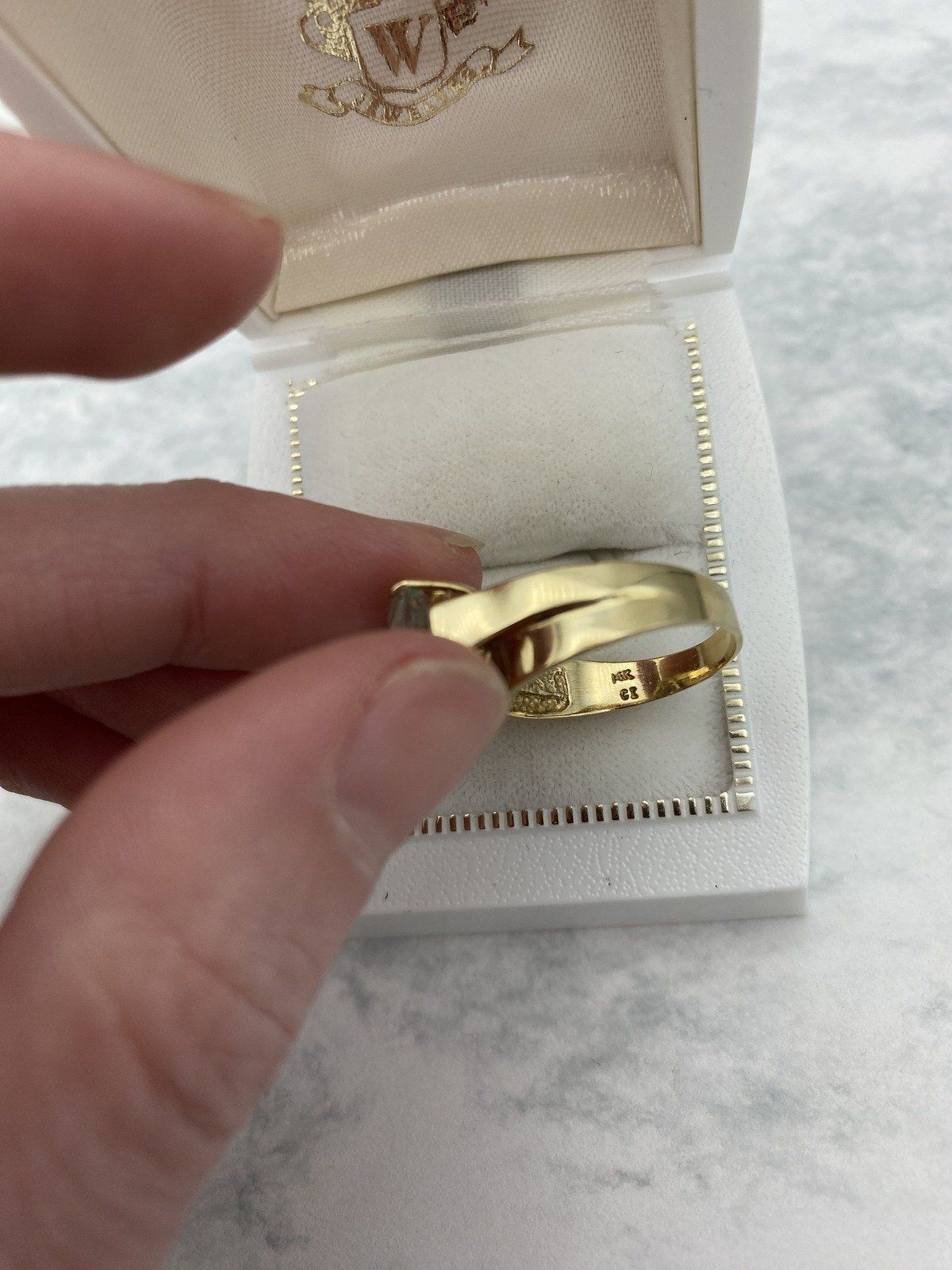 Ladies 14k Gold Large Oval Natural Aquamarine Ring w Floating Shoulder Structure 6