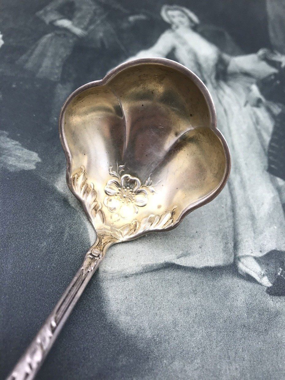 Antique c.1900 Baker Manchester Sterling Silver Landers No. 2 Patterned Shell Gravy Ladle 3
