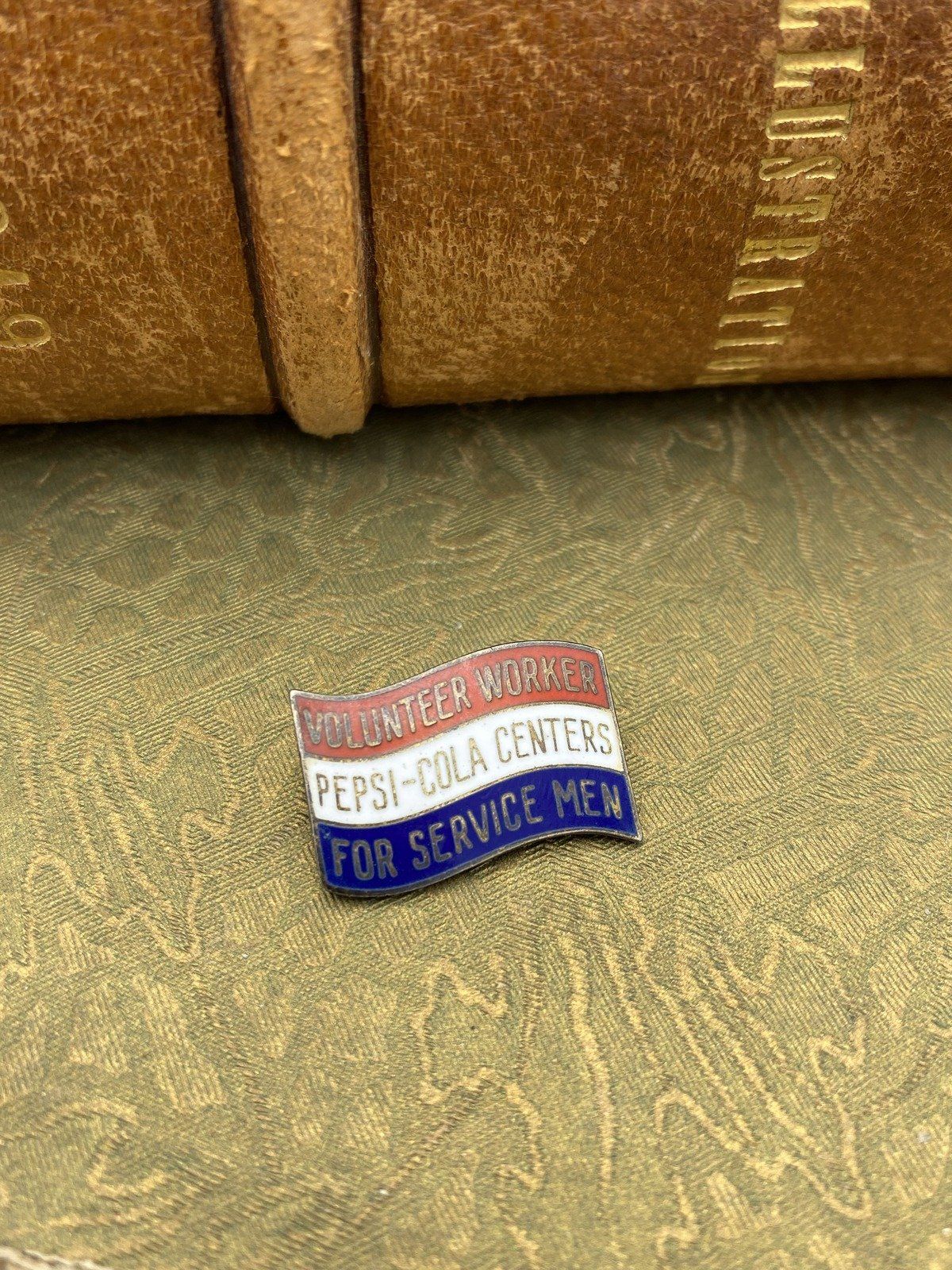 Rare WWII Era c.1940s Sterling Silver + Enamel Volunteer Workers Pepsi-Cola Centers For Service Men Patriotic Flag Lapel Pin 4