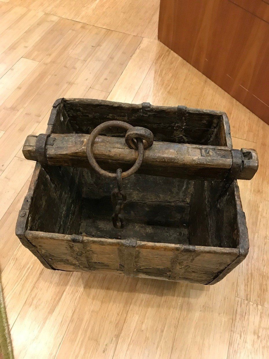 Antique Primitive Wooden Chinese Rice Bucket 2