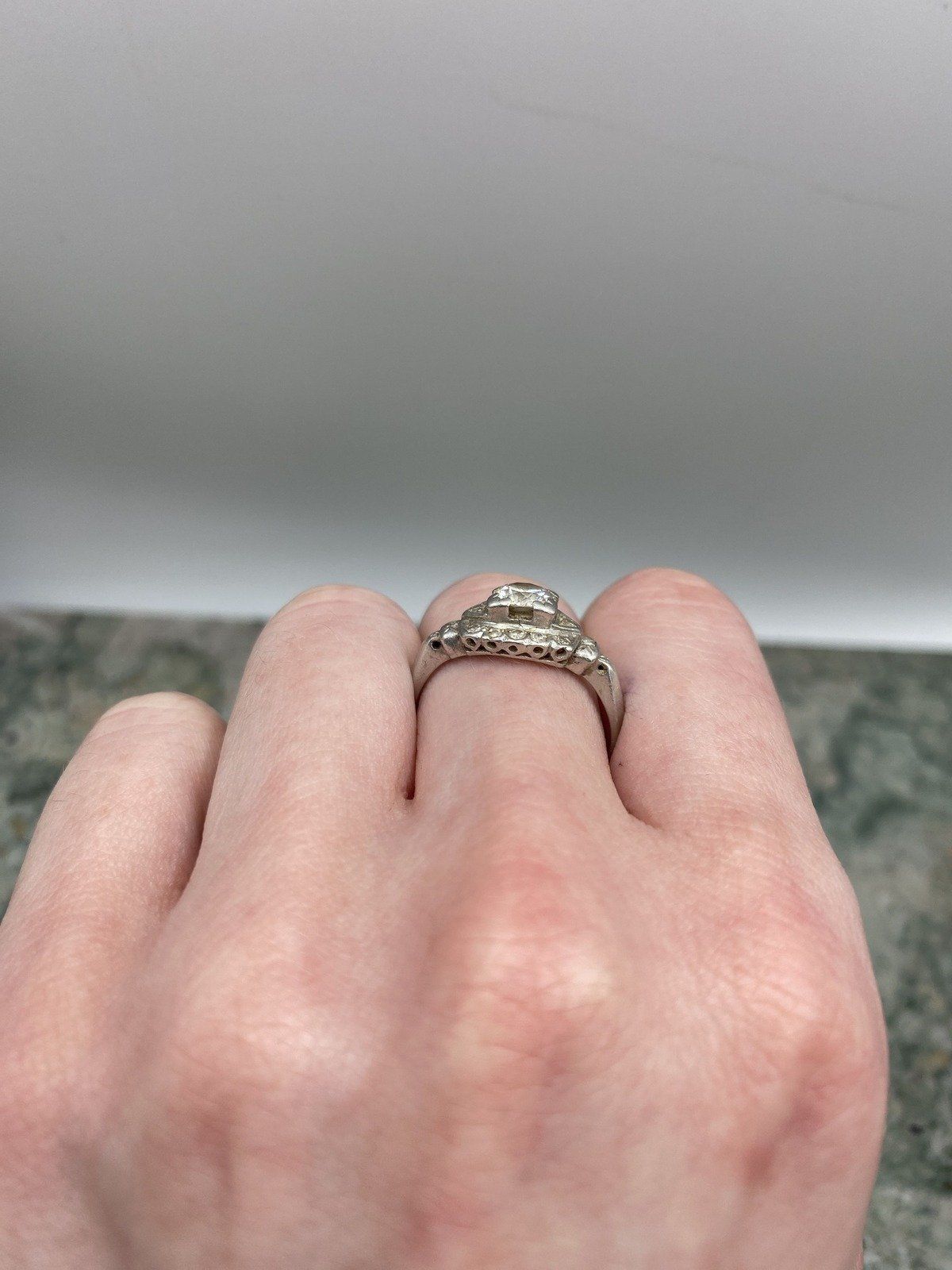 Antique c.1920s/30s Art Deco .75ct Center Platinum Crafted Ladies Diamond Engagement Ringj 7
