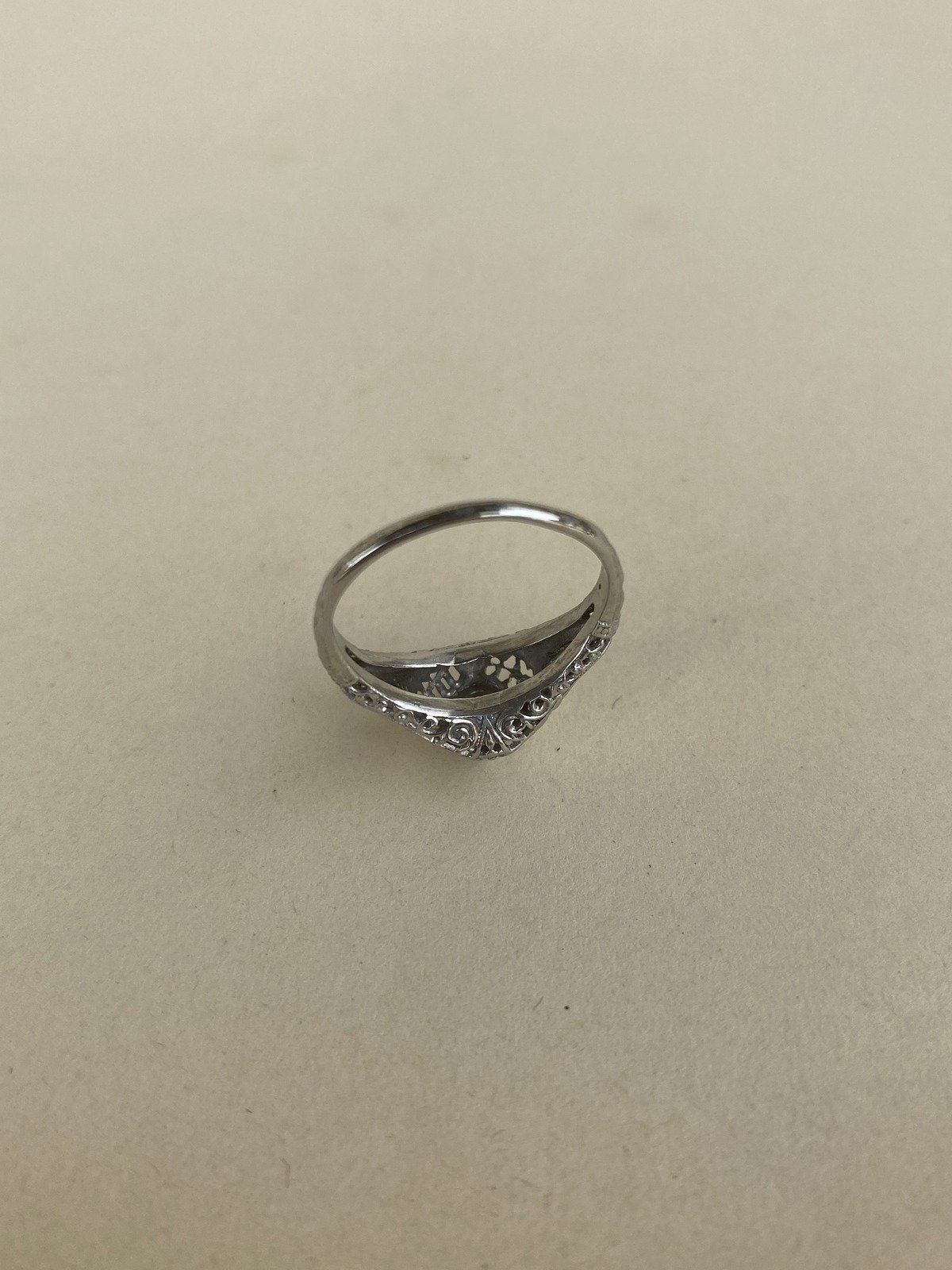 Vintage c.1930s 18k White Gold Art Deco Filigree .26ct Diamond Engagement Ring w Appraisal 5
