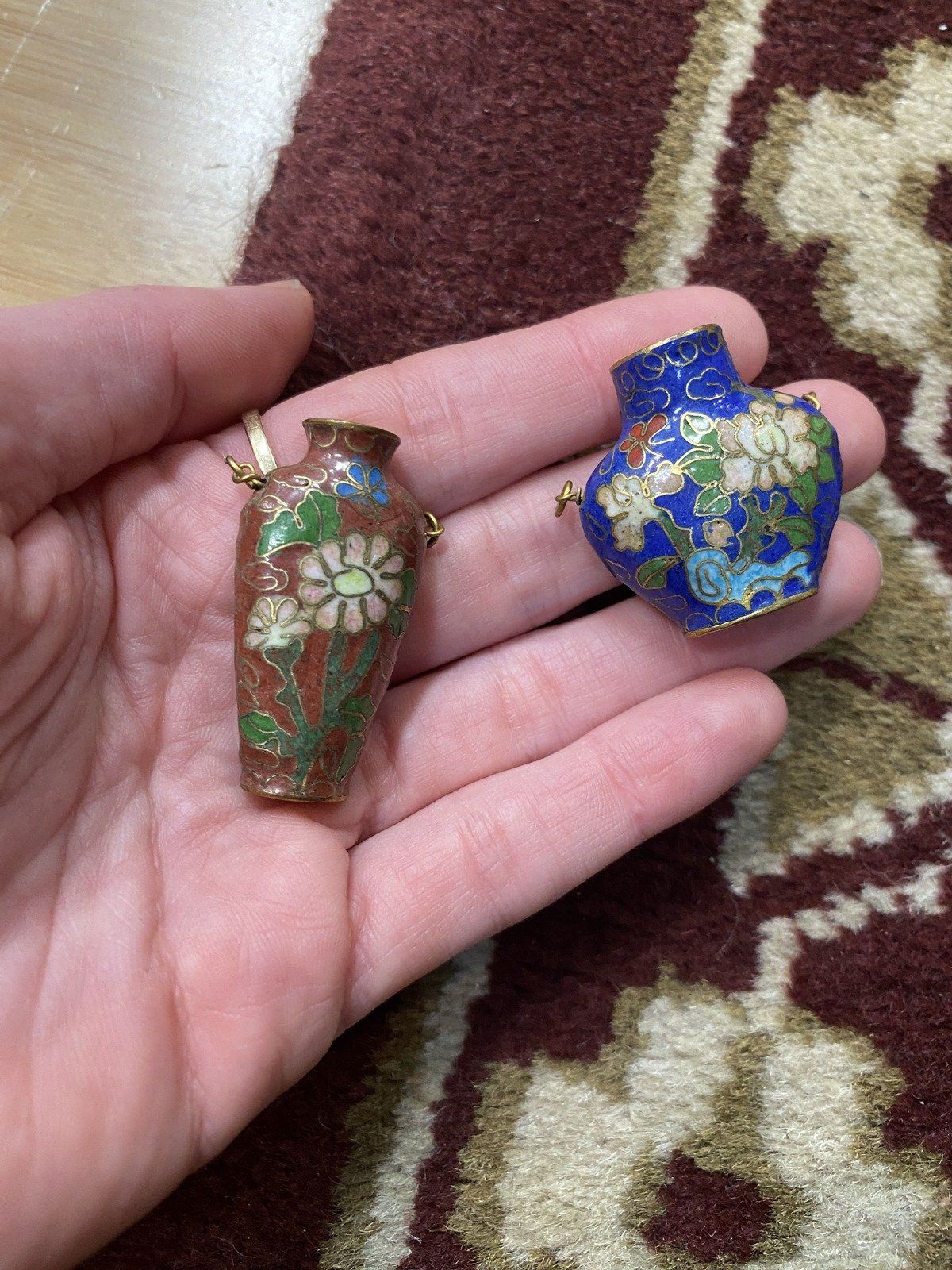 Vintage Mini Closionne Flower Vase Pendant 2