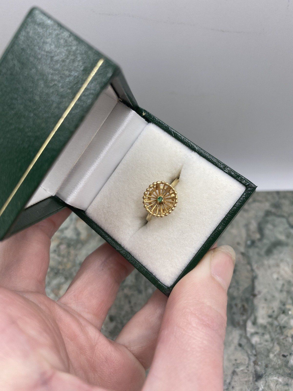14k Gold Basket Ring + Dainty Emerald Center 2
