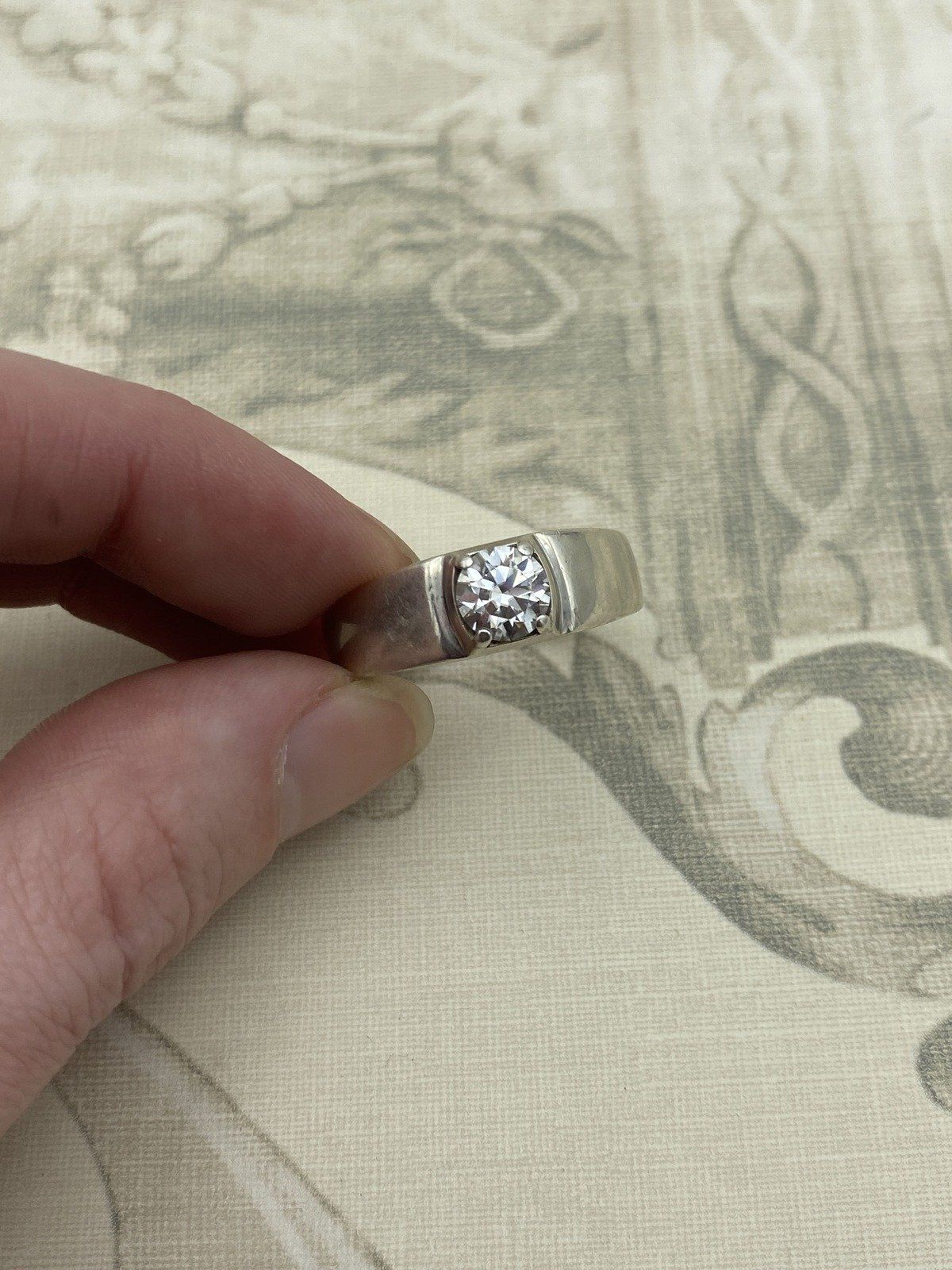 Handsome Sterling Silver Men's 1ct Moissonite Diamond Wedding Ring 6