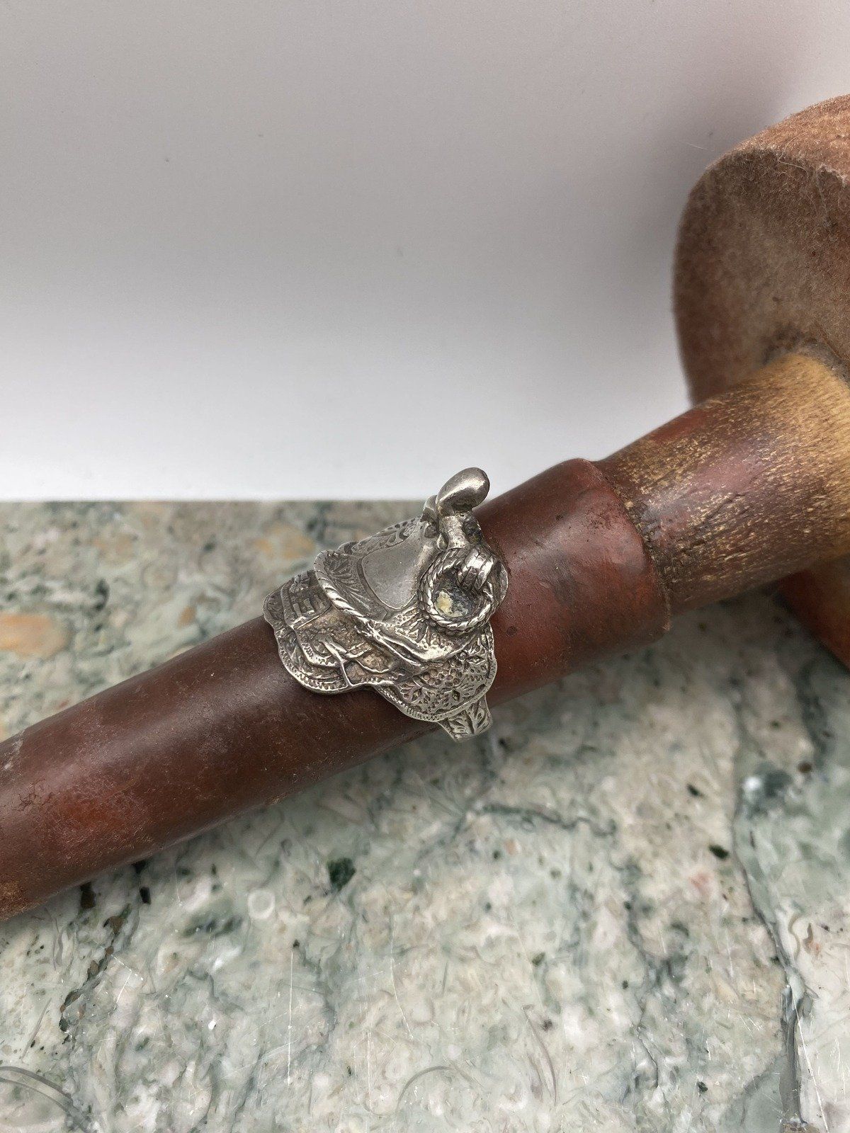 Rad Vintage Sterling Silver HEAVY Figural Western Equine Saddle Ring 3