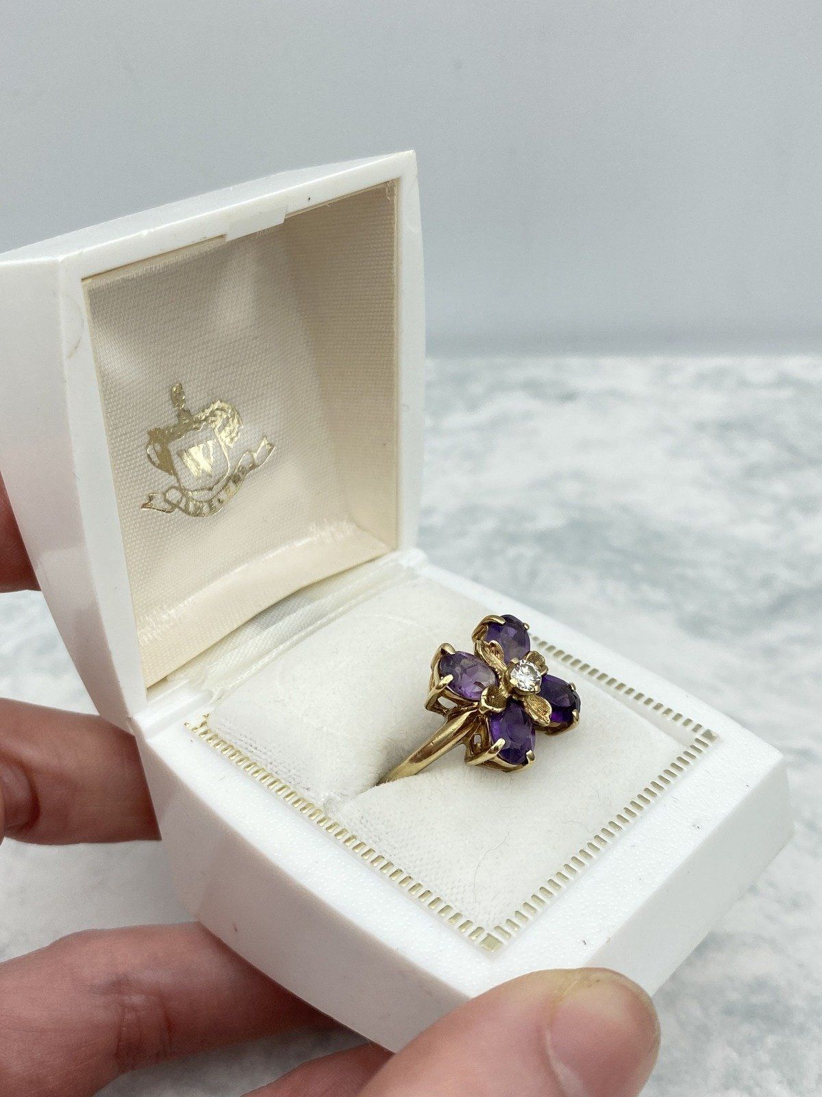Vintage c.1950s 10k Gold 4 Petal Amethyst + Diamond Clover Ring w Brushed Leaf Secondary Detail 9